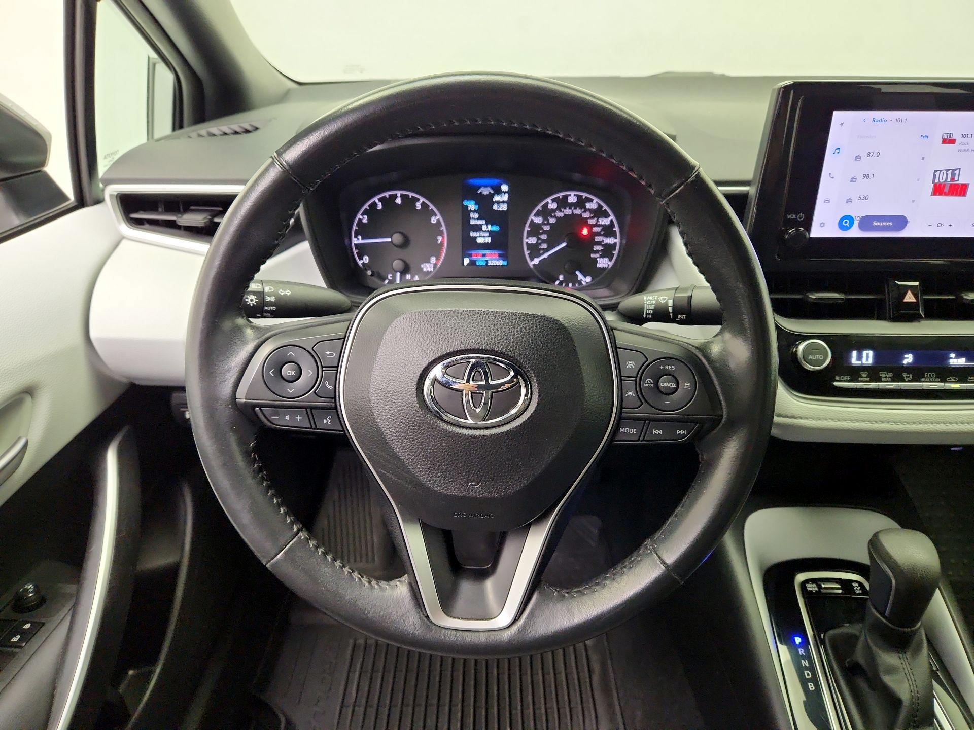 Thumbnail: 2023 Toyota Corolla - 10