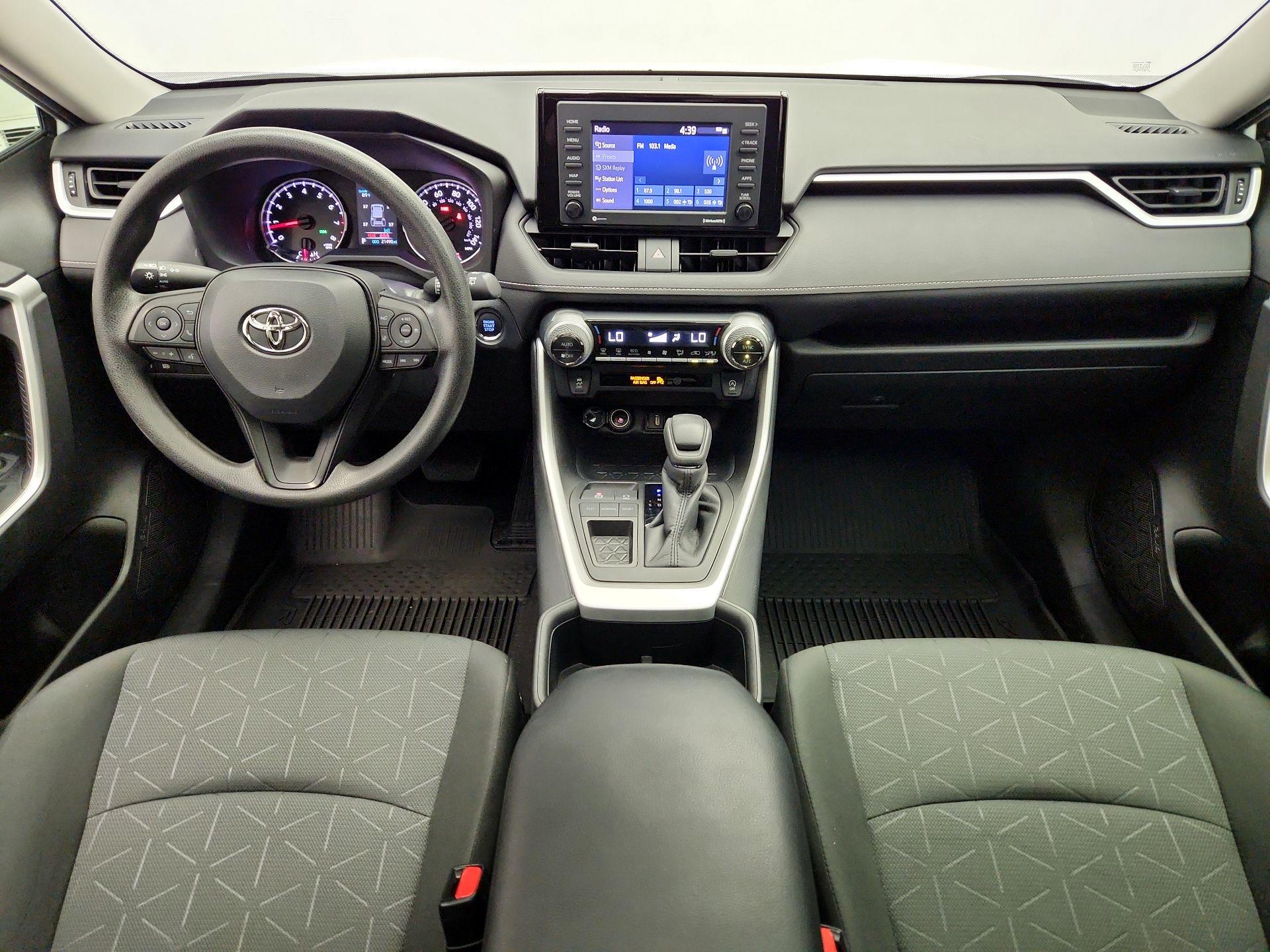 Thumbnail: 2022 Toyota RAV4 - 9