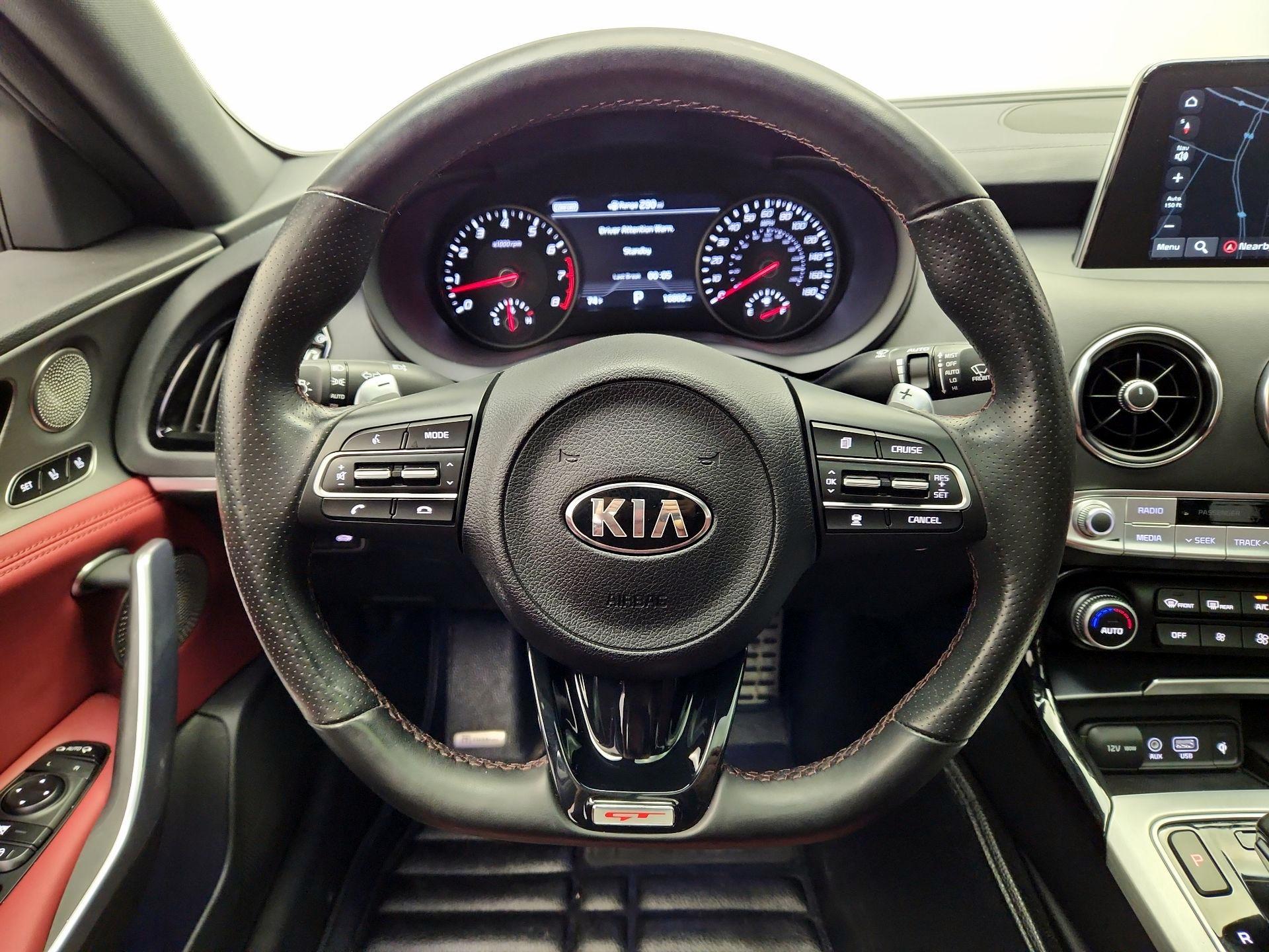 Thumbnail: 2019 Kia Stinger - 10
