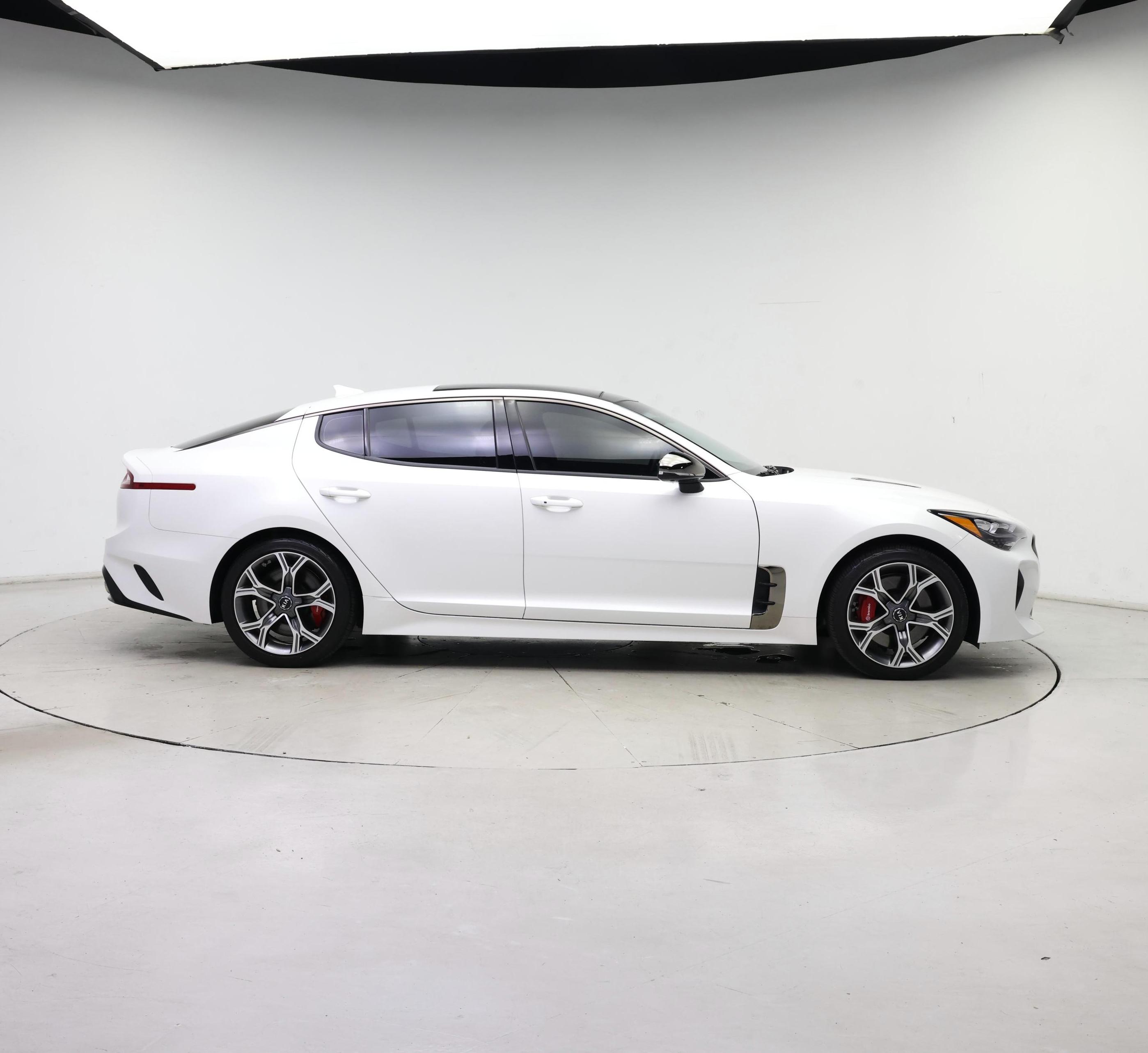 Thumbnail: 2019 Kia Stinger - 7