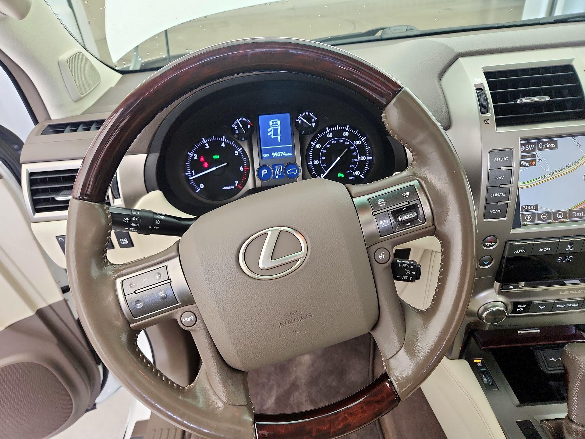 Thumbnail: 2015 Lexus GX - 10