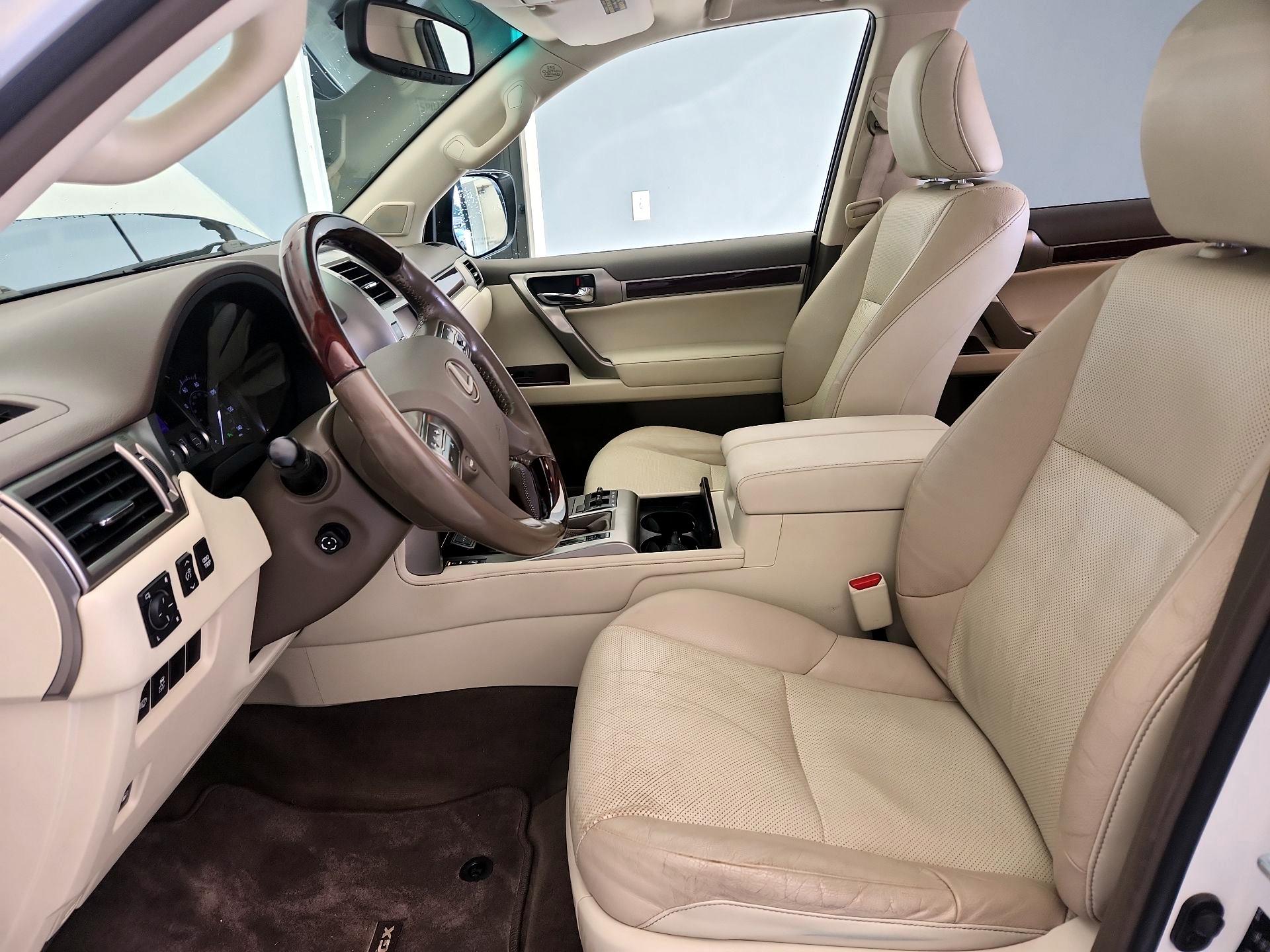 Thumbnail: 2015 Lexus GX - 11