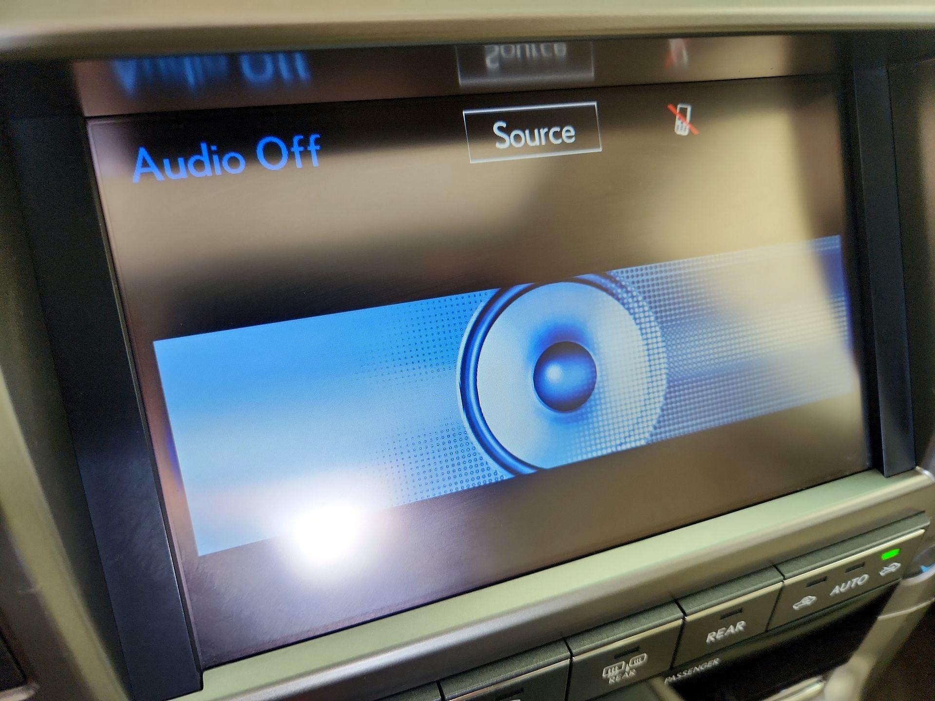Thumbnail: 2015 Lexus GX - 16