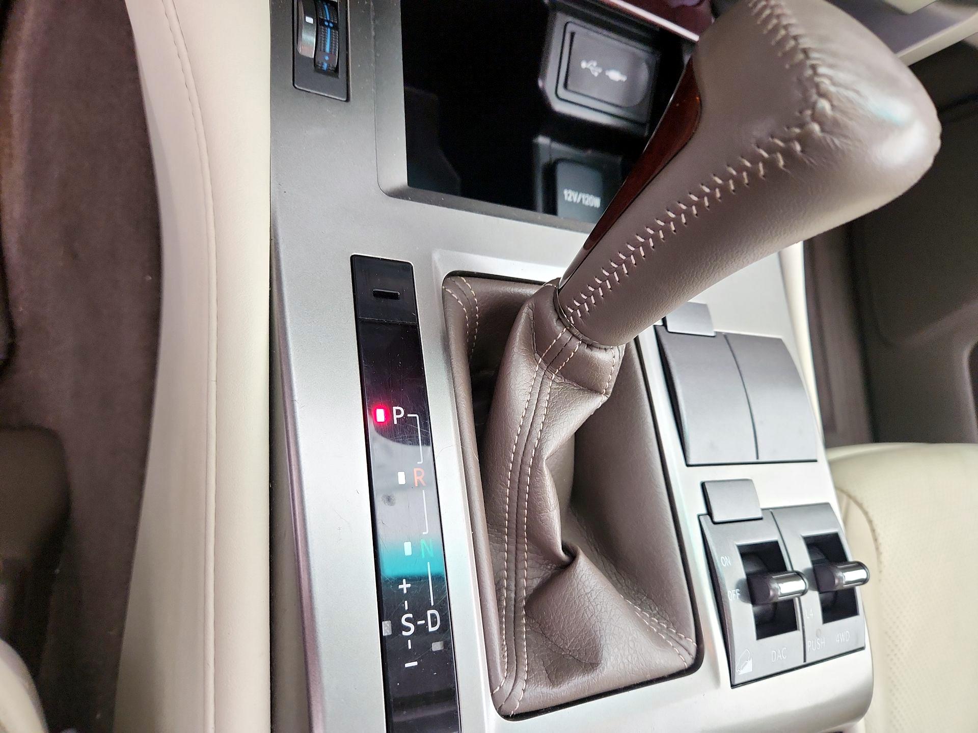 Thumbnail: 2015 Lexus GX - 18