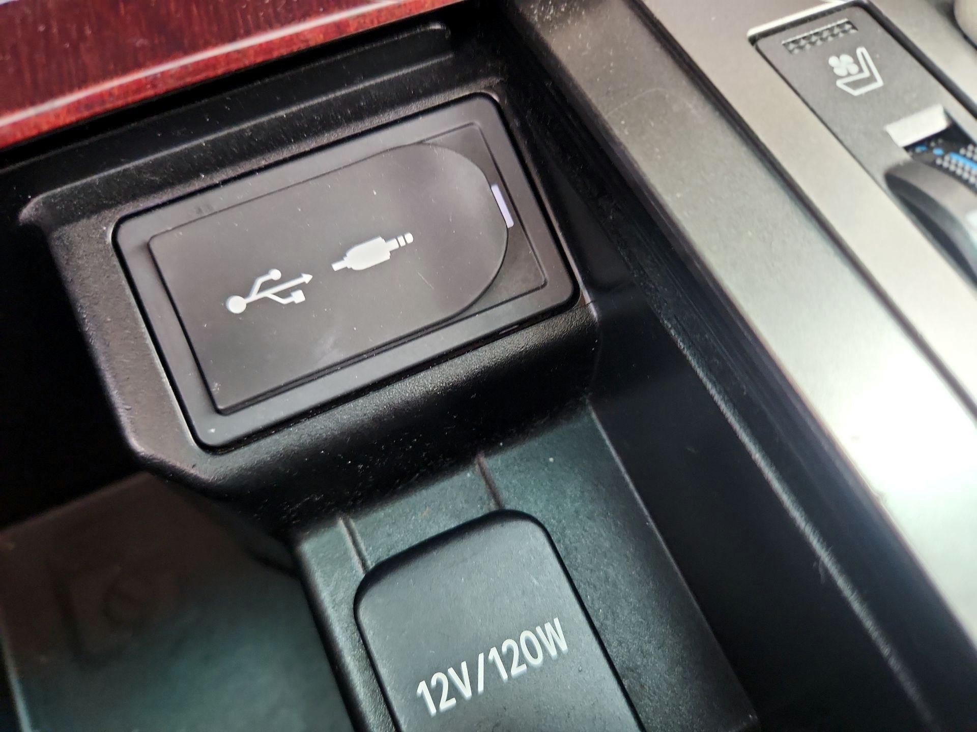 Thumbnail: 2015 Lexus GX - 19