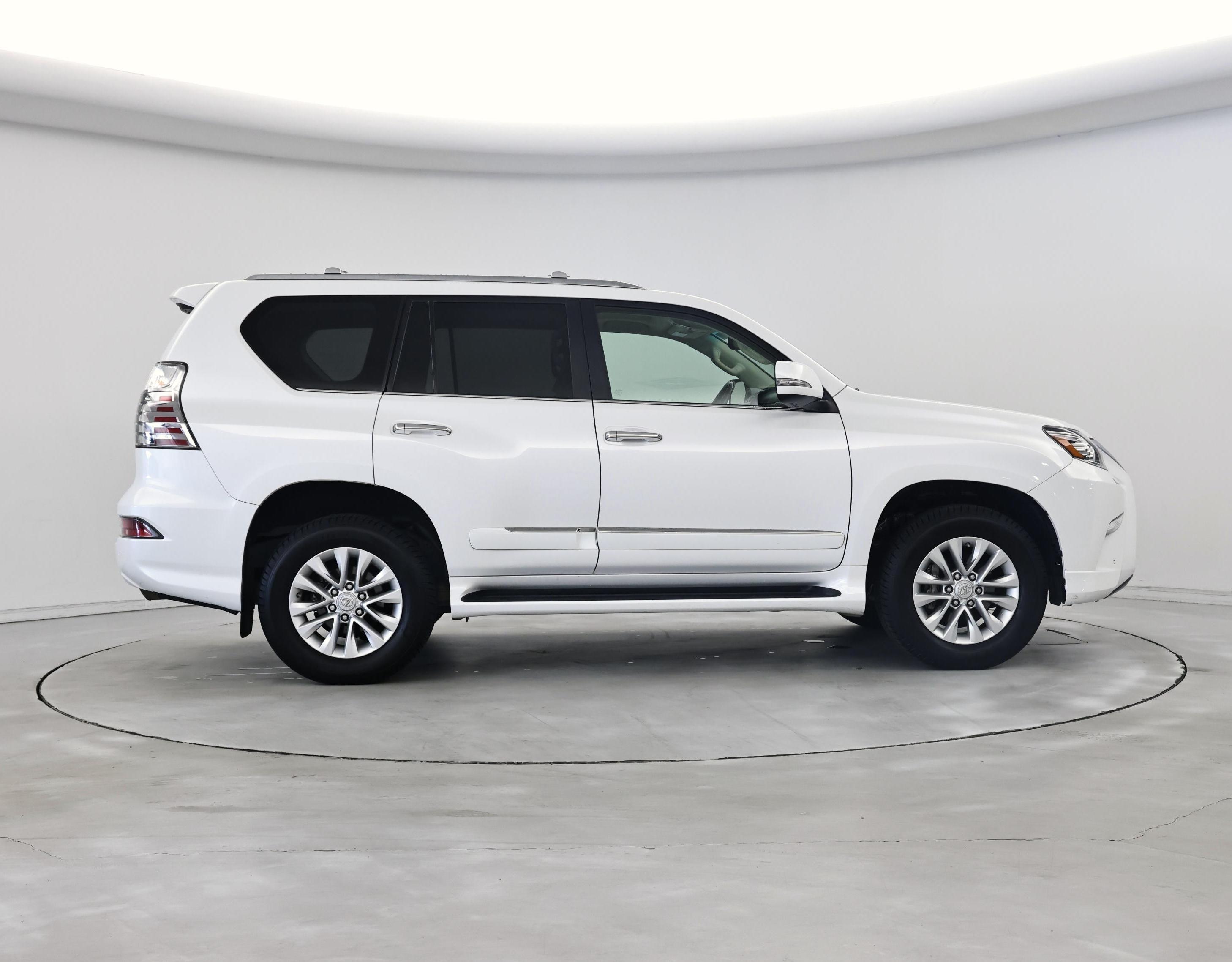 Thumbnail: 2015 Lexus GX - 7