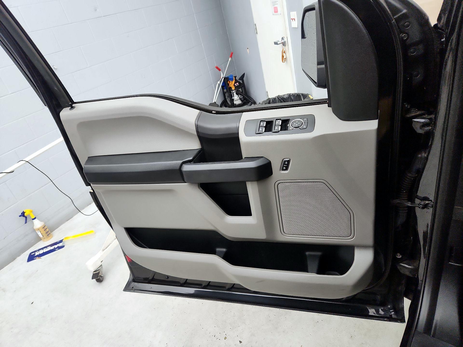 Thumbnail: 2015 Ford F-150 - 12
