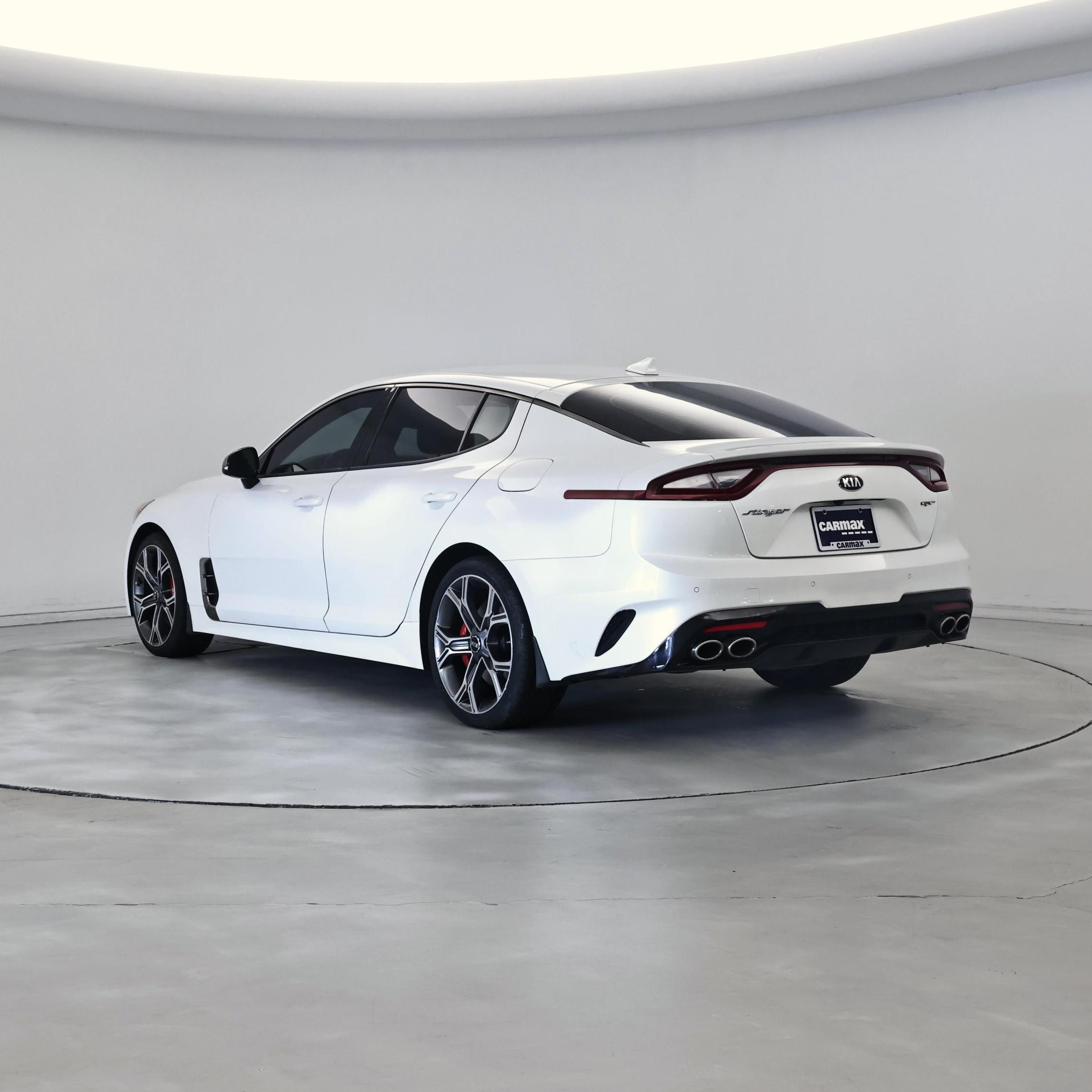 Thumbnail: 2019 Kia Stinger - 2