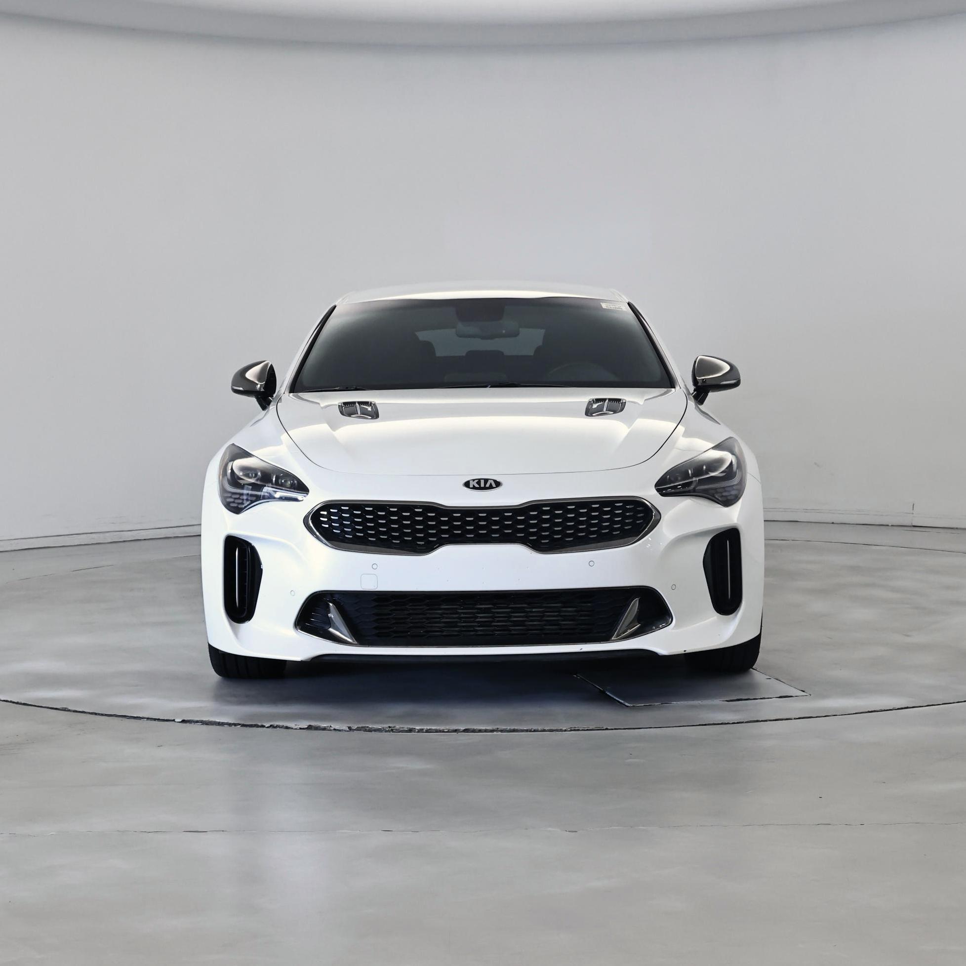 Thumbnail: 2019 Kia Stinger - 5