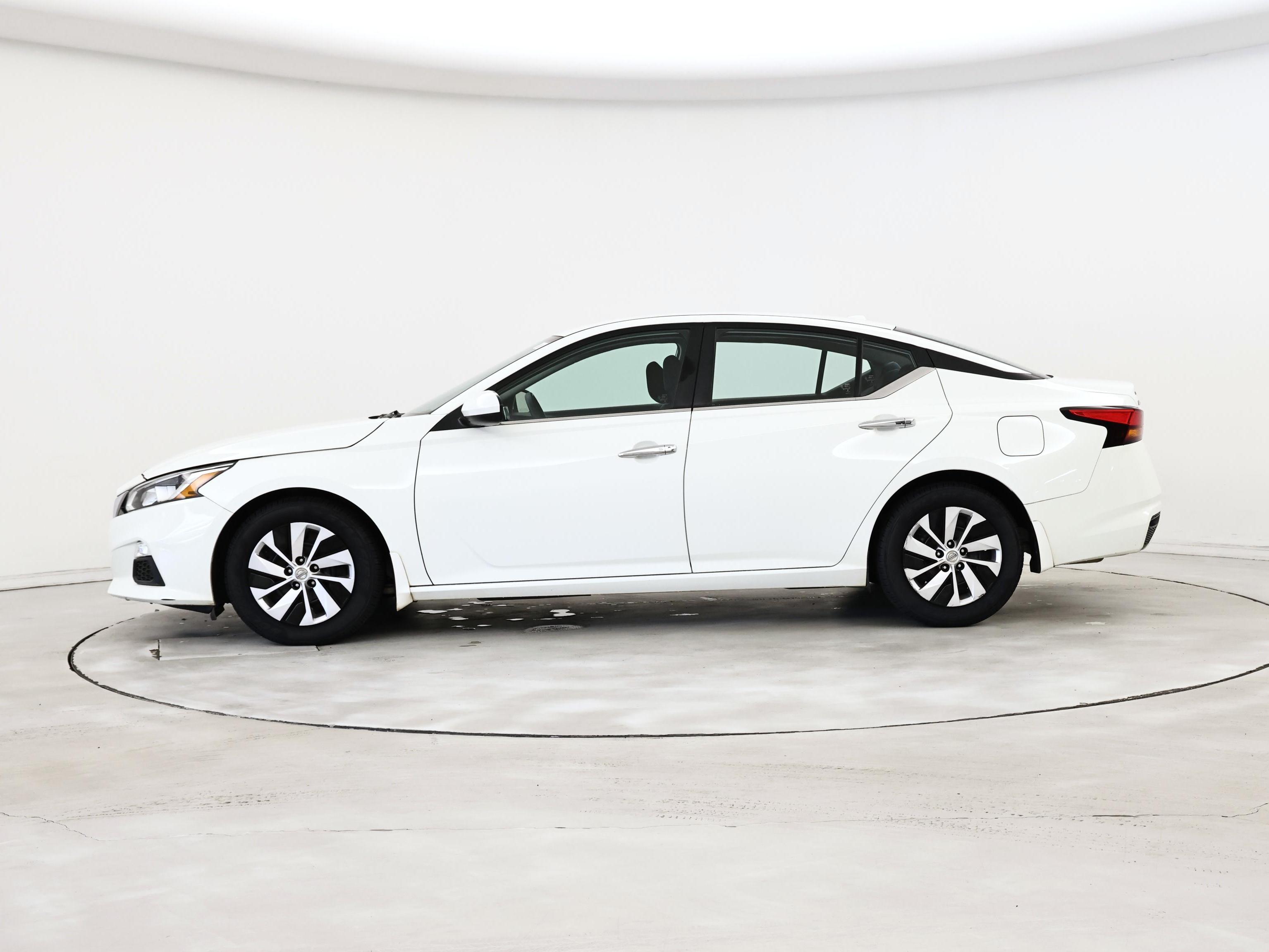 Thumbnail: 2015 Volvo S60 - 3
