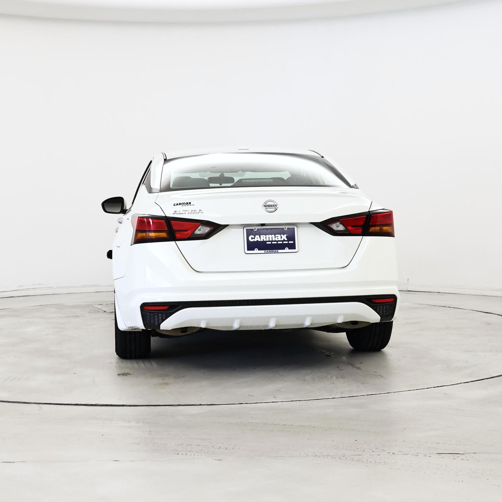 Thumbnail: 2015 Volvo S60 - 6