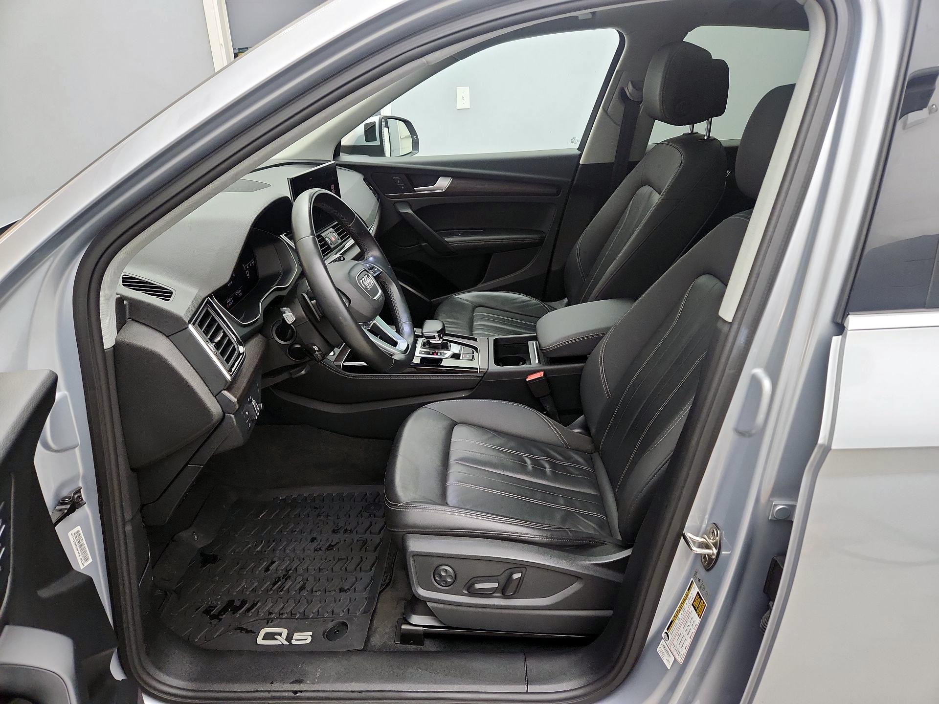 Thumbnail: 2021 Audi Q5 - 11