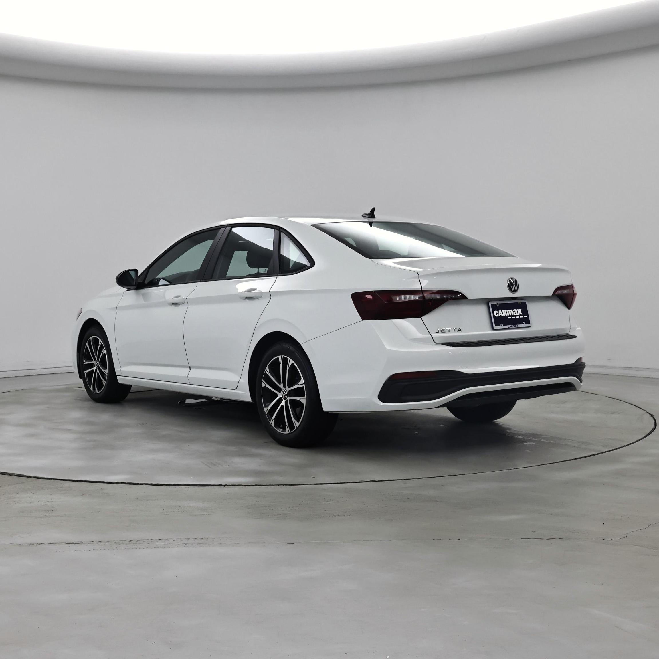 Thumbnail: 2022 Volkswagen Jetta - 2