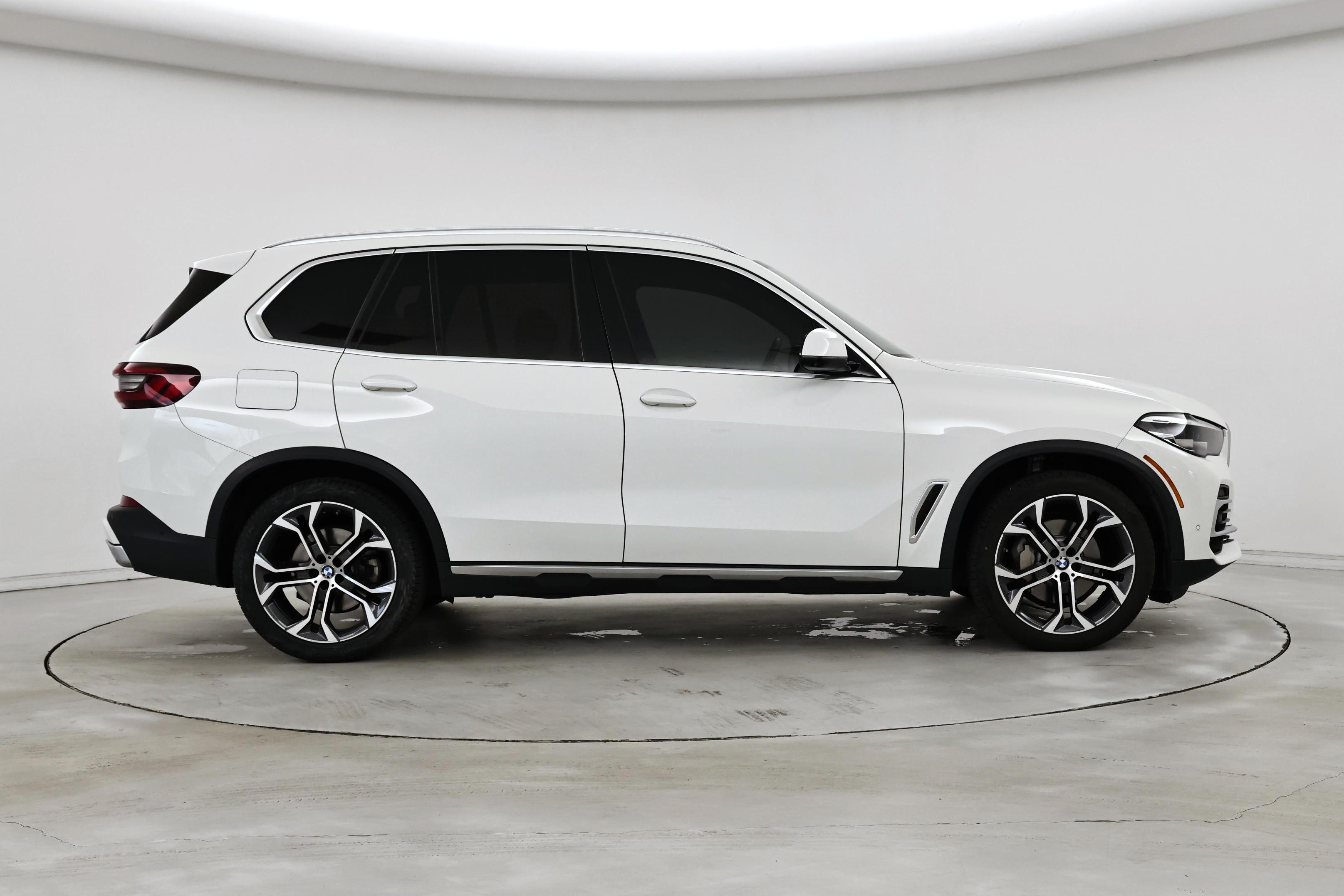 Thumbnail: 2022 BMW X5 - 7