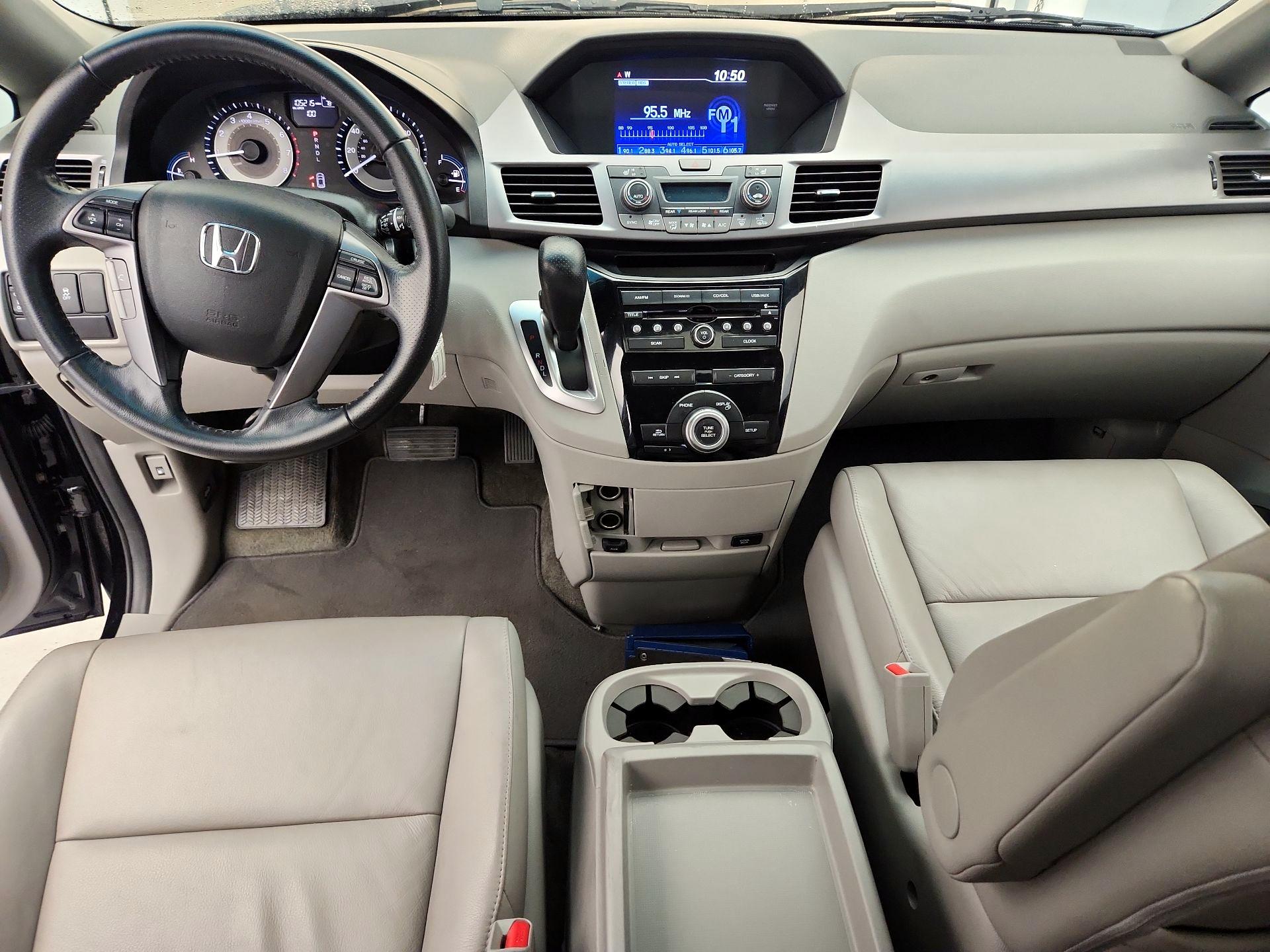 Thumbnail: 2013 Honda Odyssey - 9