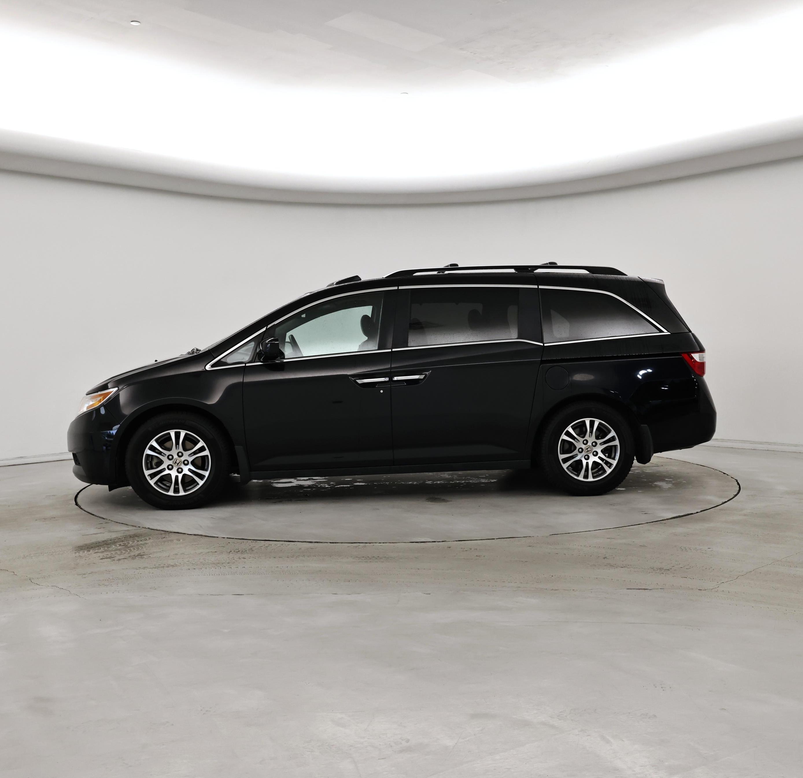 Thumbnail: 2013 Honda Odyssey - 3