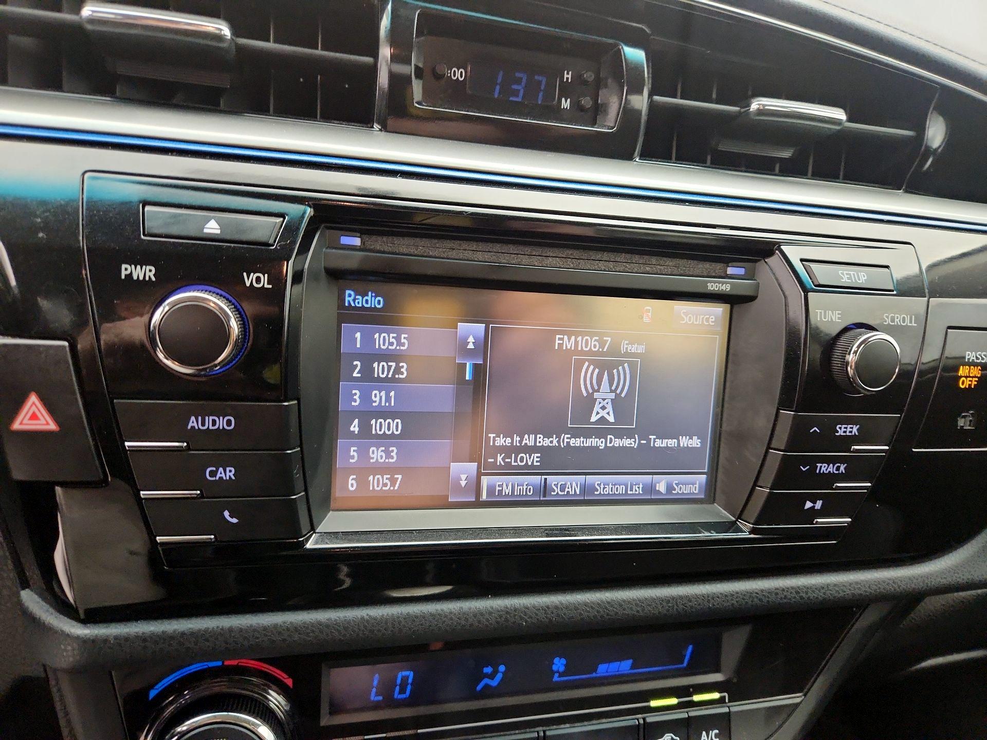 Thumbnail: 2014 Toyota Corolla - 15