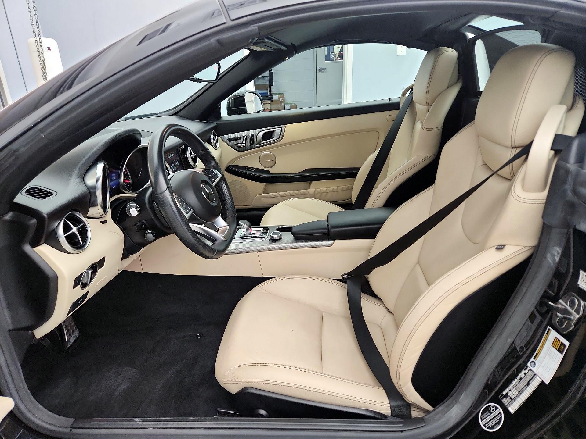 Thumbnail: 2019 Mercedes-Benz SLC - 11