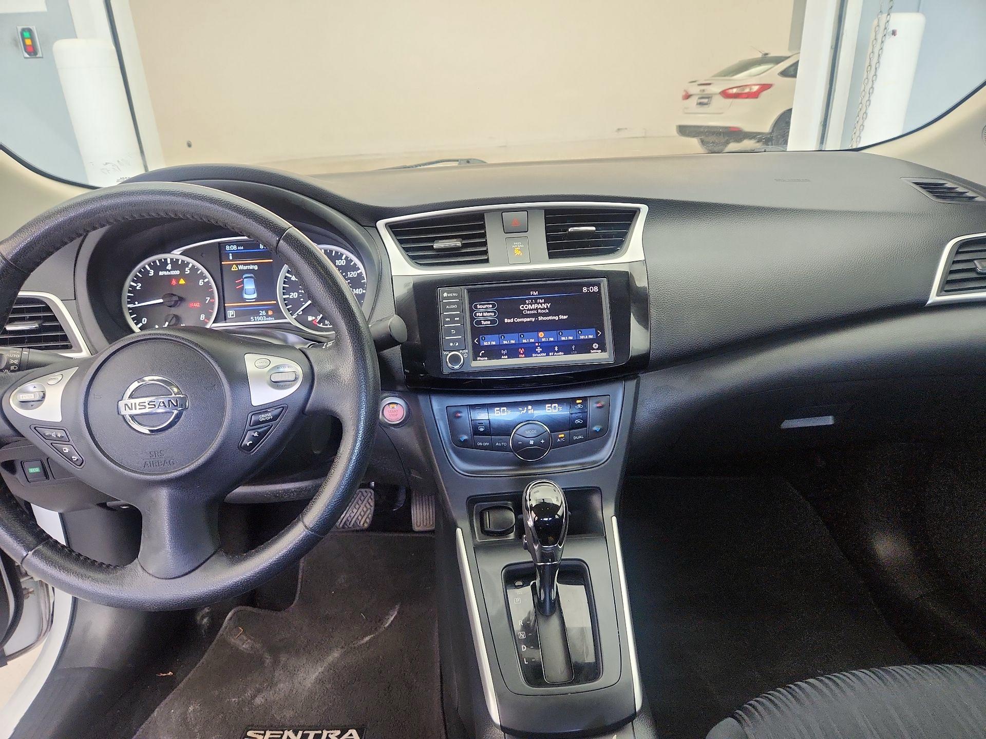Thumbnail: 2019 Nissan Sentra - 9
