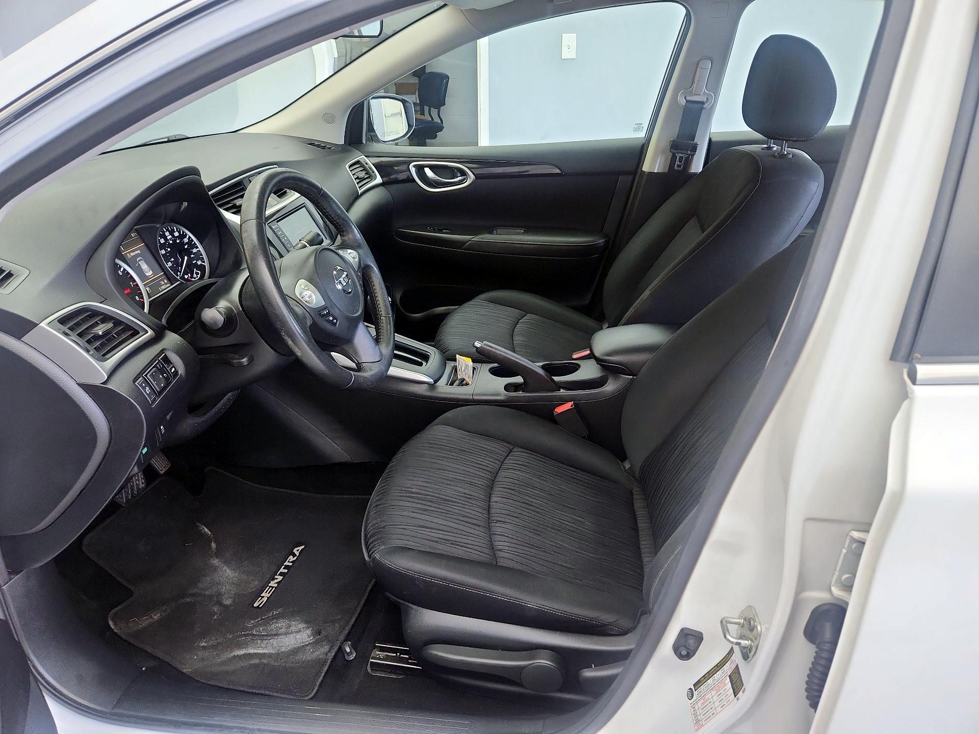 Thumbnail: 2019 Nissan Sentra - 11
