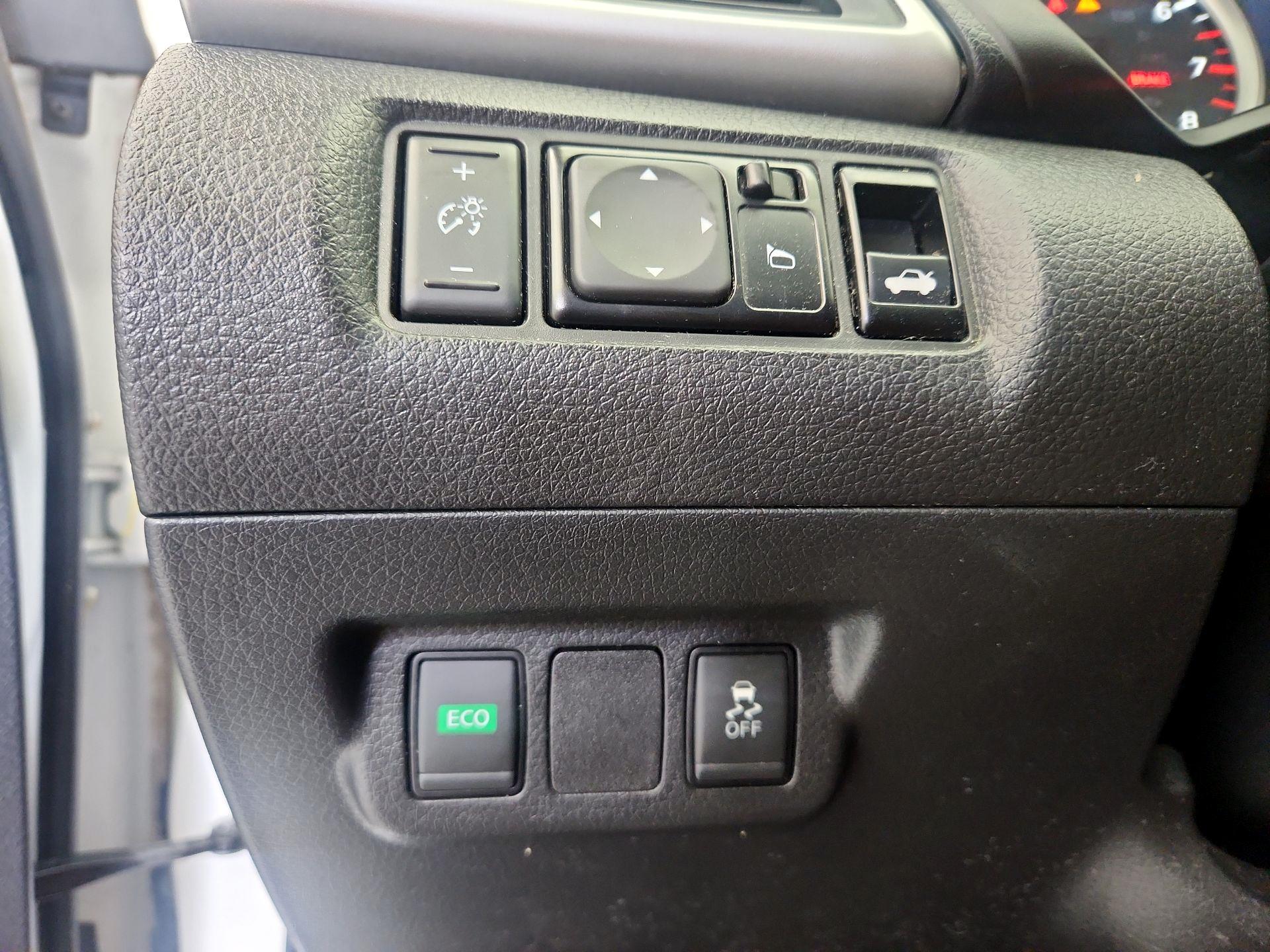 Thumbnail: 2019 Nissan Sentra - 13