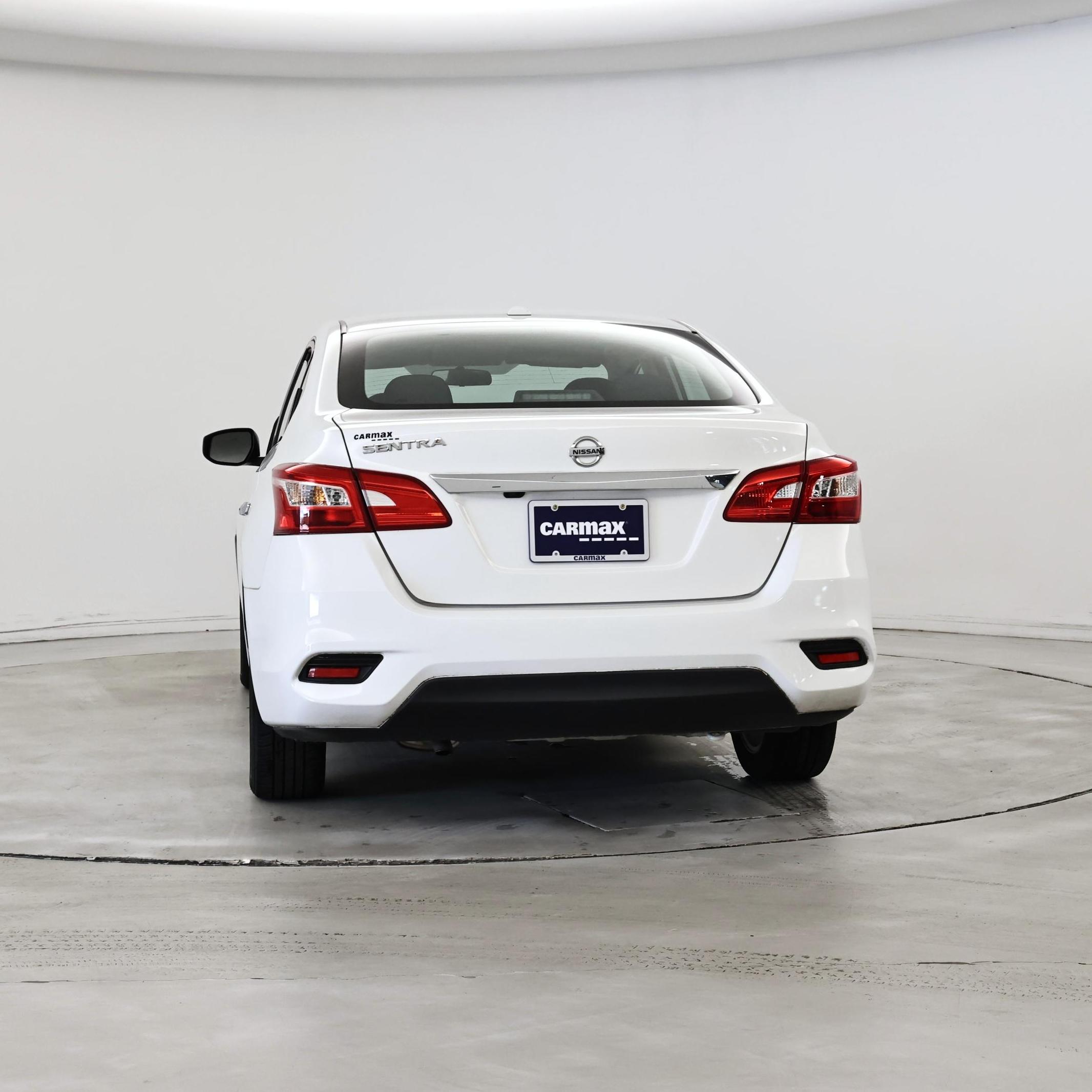 Thumbnail: 2019 Nissan Sentra - 6