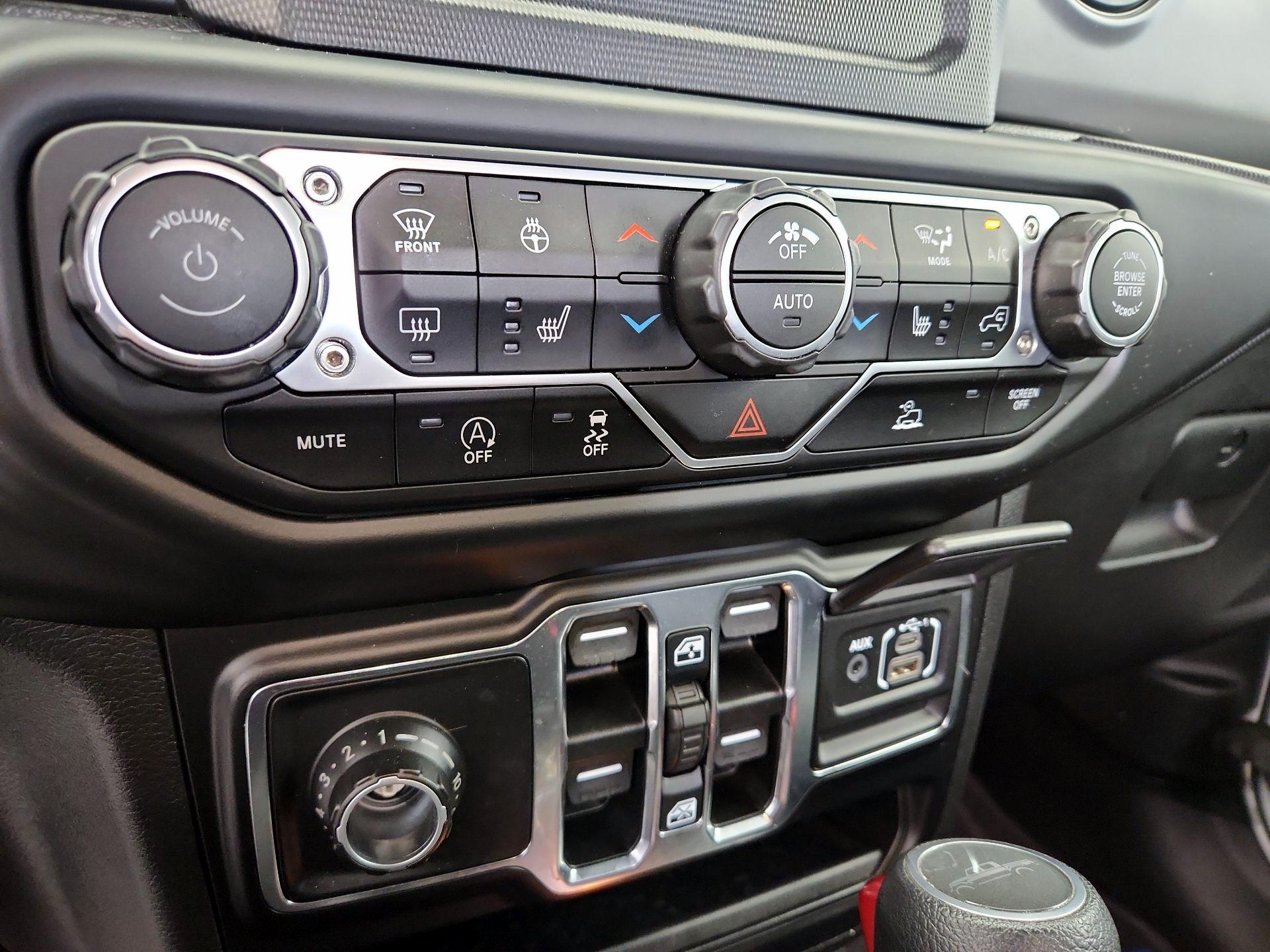 Thumbnail: 2022 Jeep Gladiator - 16