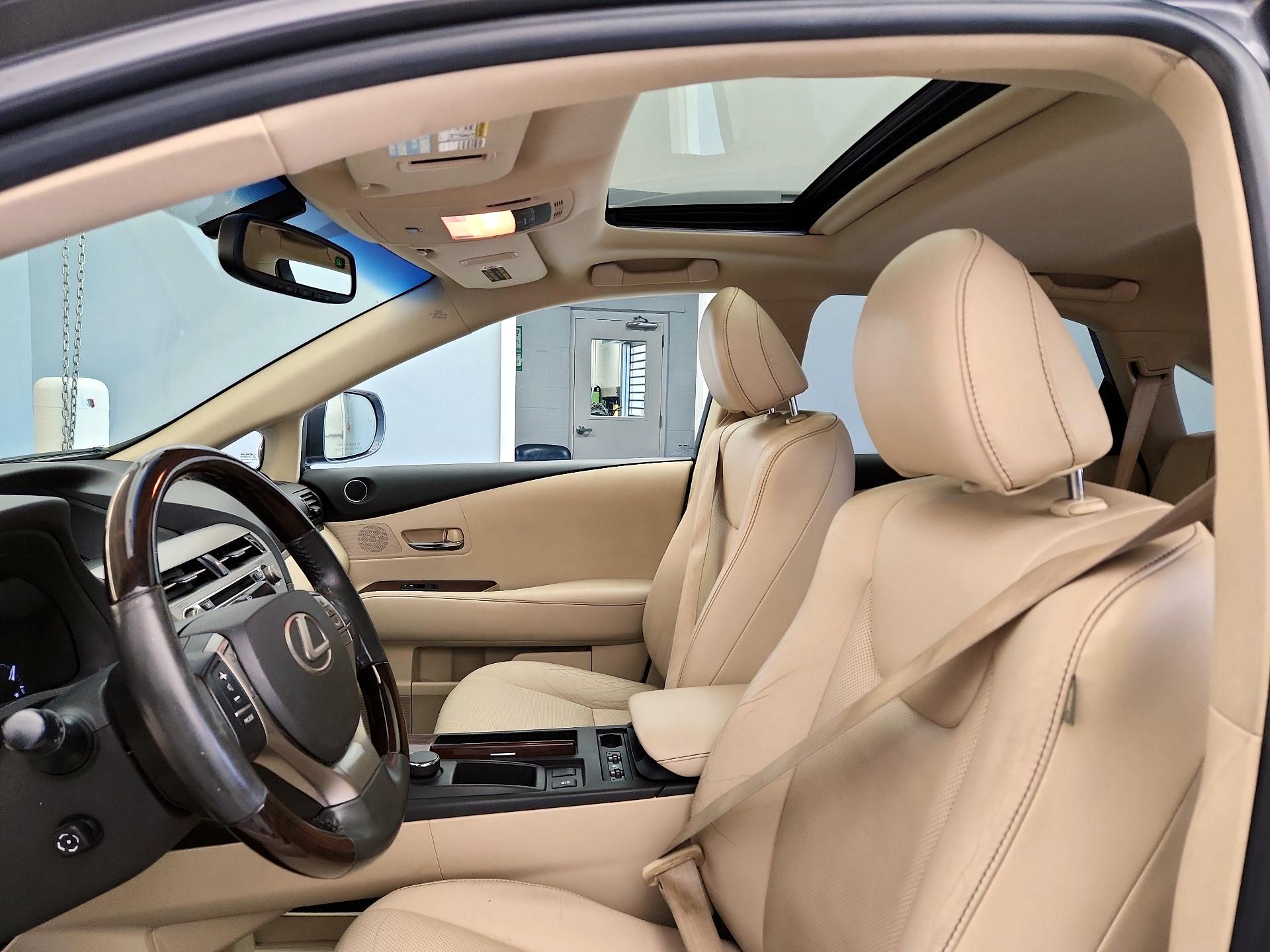 Thumbnail: 2013 Lexus RX - 18