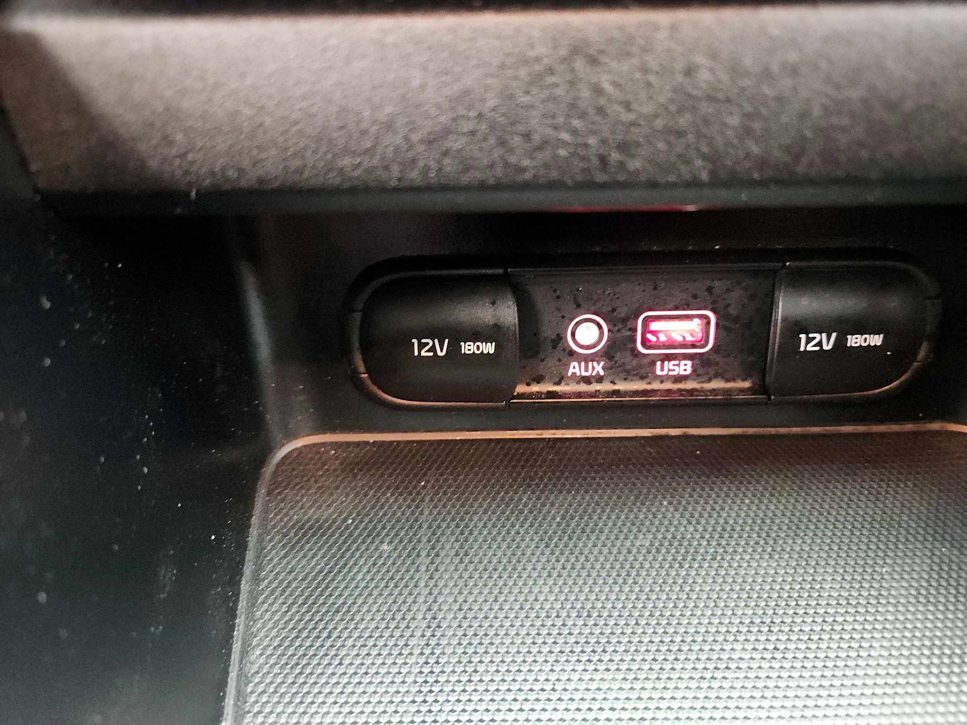Thumbnail: 2021 Kia Forte - 18