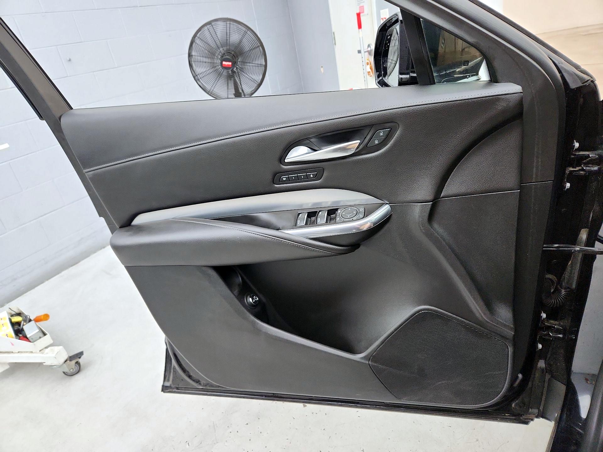 Thumbnail: 2019 Cadillac XT4 - 12