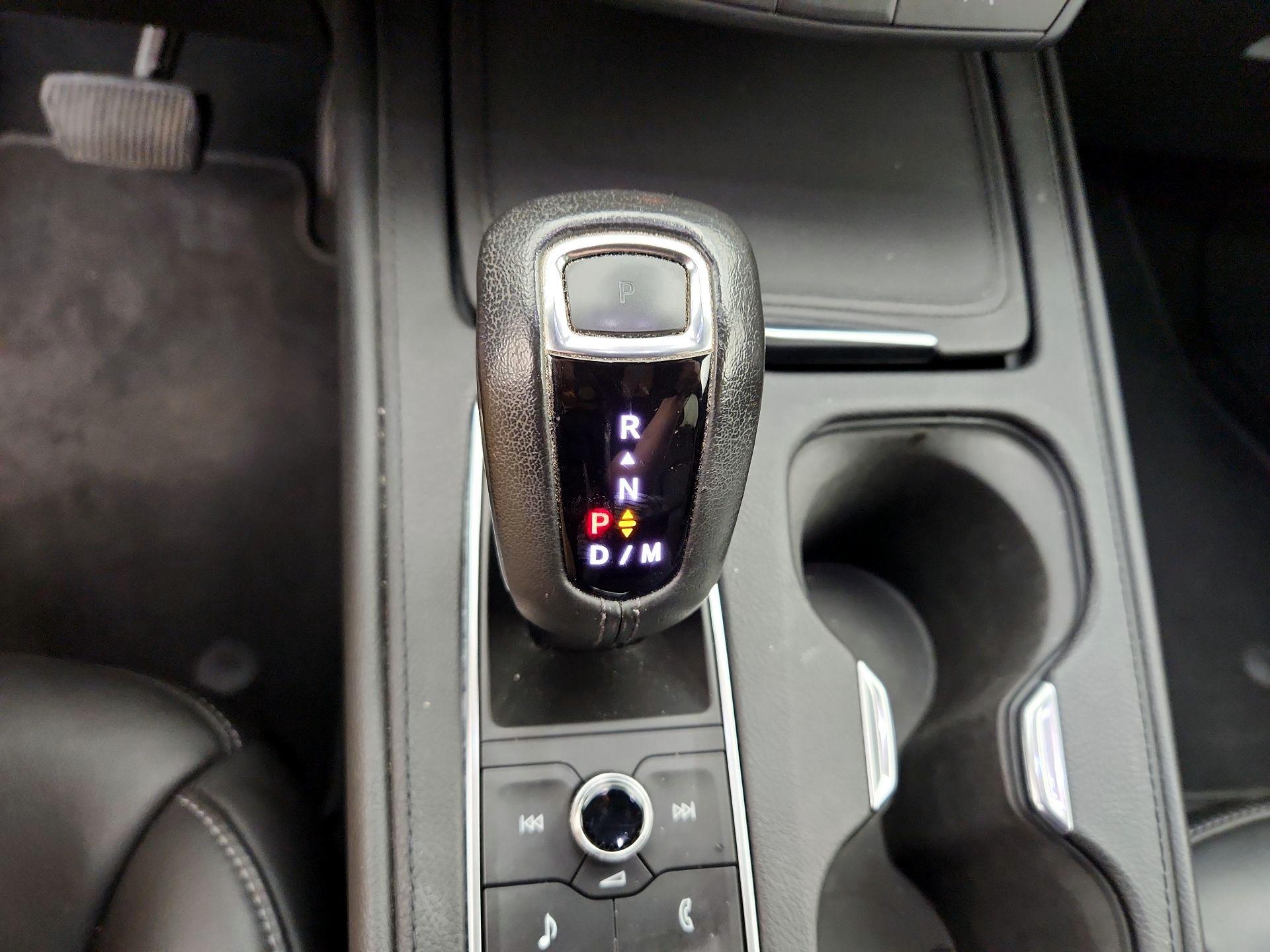 Thumbnail: 2019 Cadillac XT4 - 18