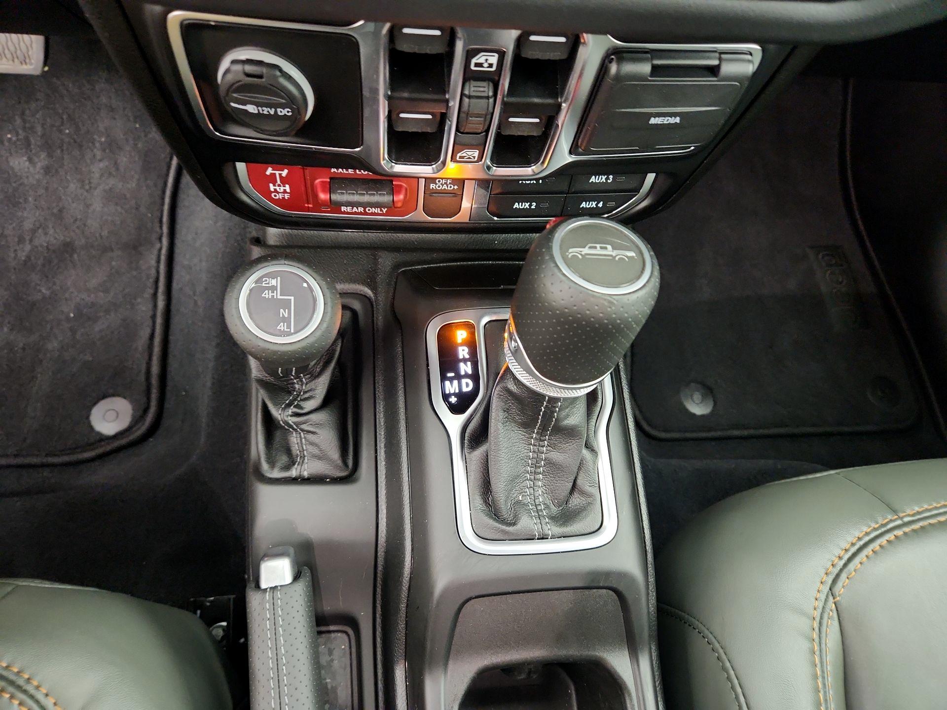 Thumbnail: 2024 Jeep Gladiator - 18