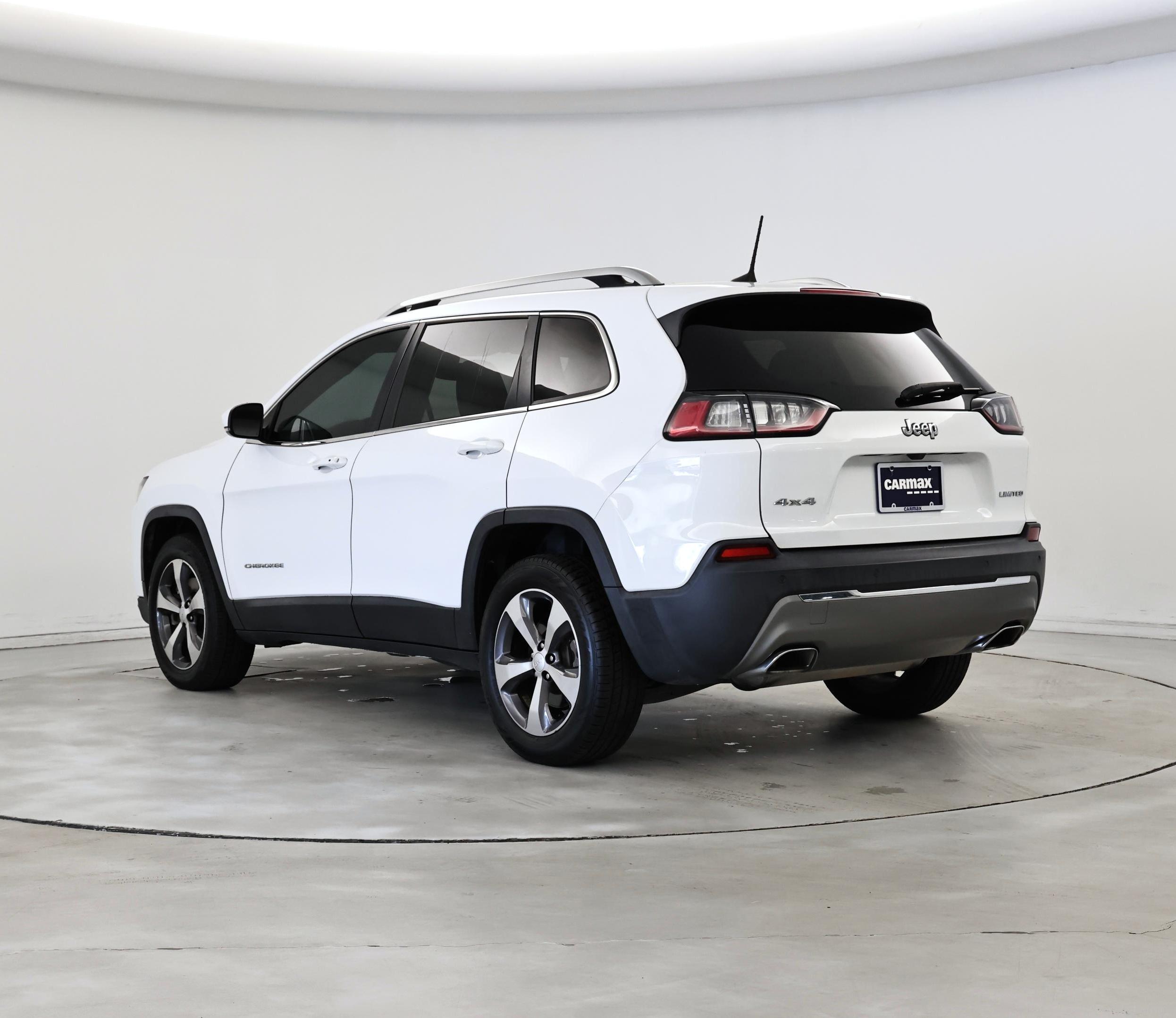 Thumbnail: 2019 Jeep Cherokee - 2