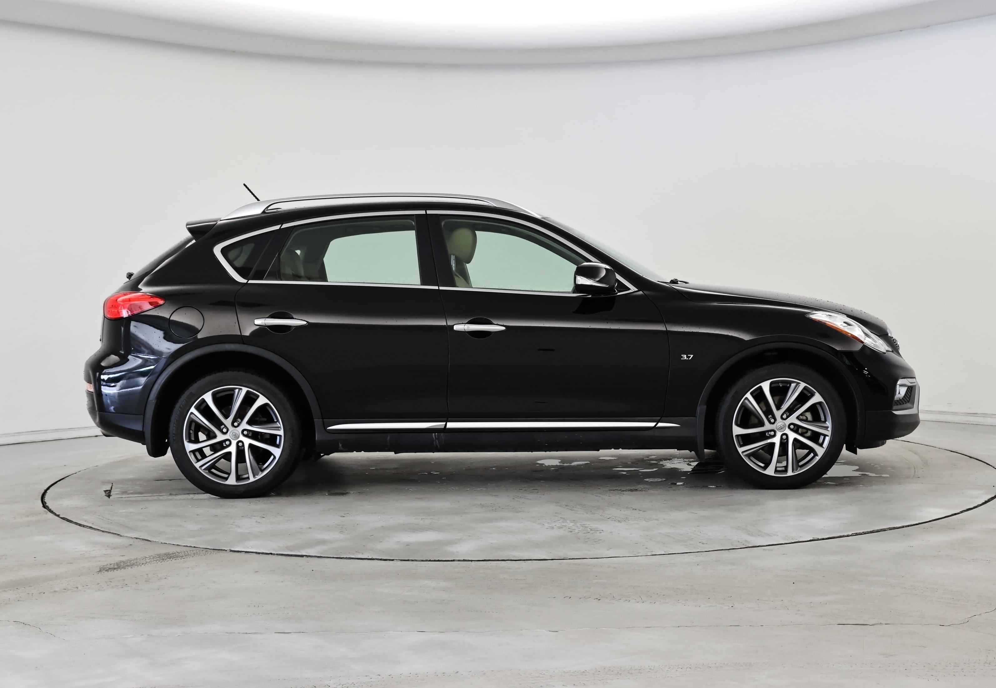 Thumbnail: 2016 INFINITI QX50 - 7
