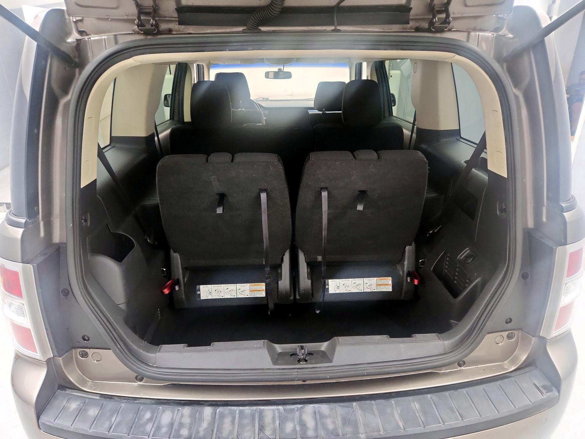 Thumbnail: 2013 Ford Flex - 20