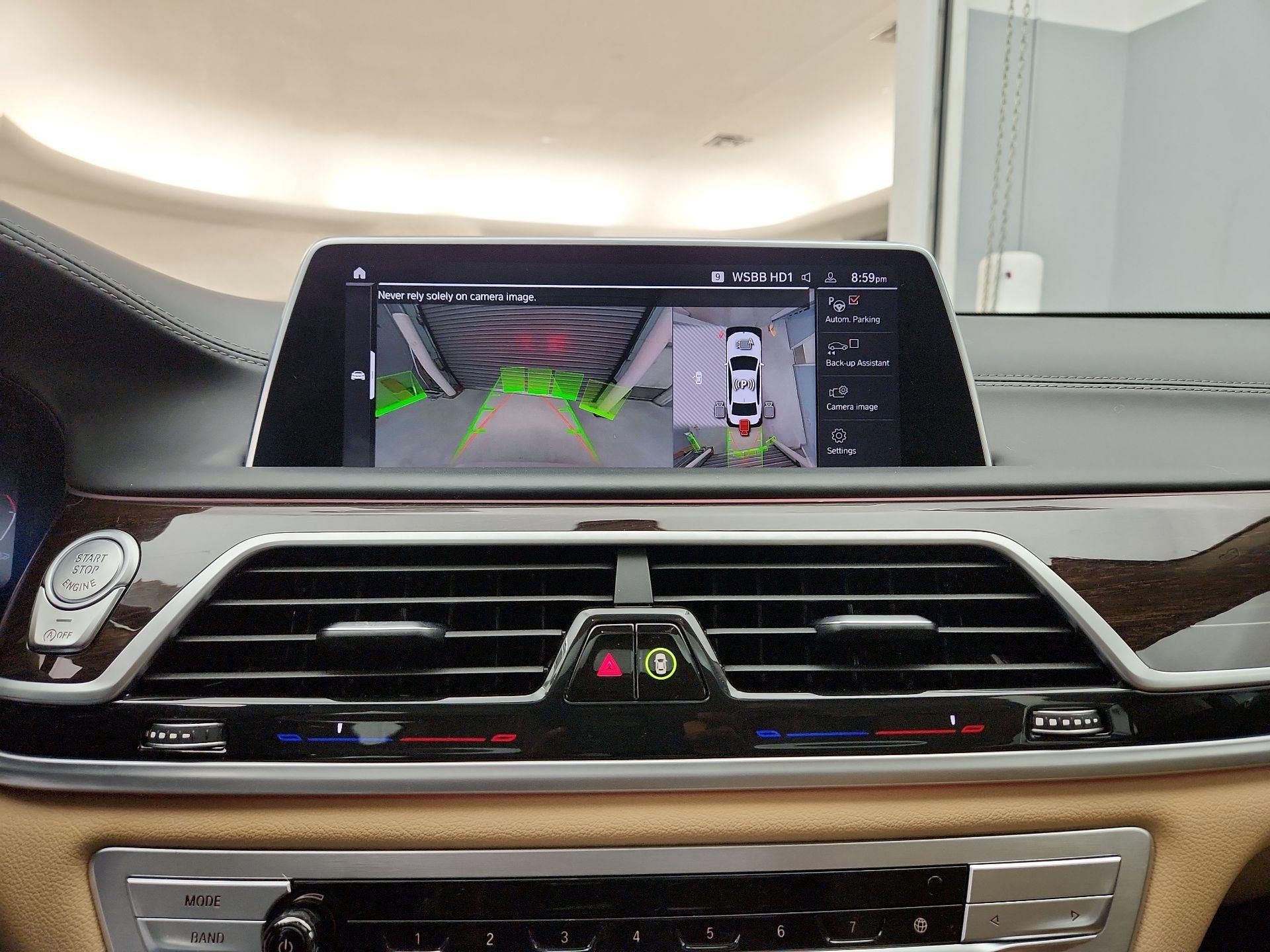 Thumbnail: 2022 BMW 7 Series - 15