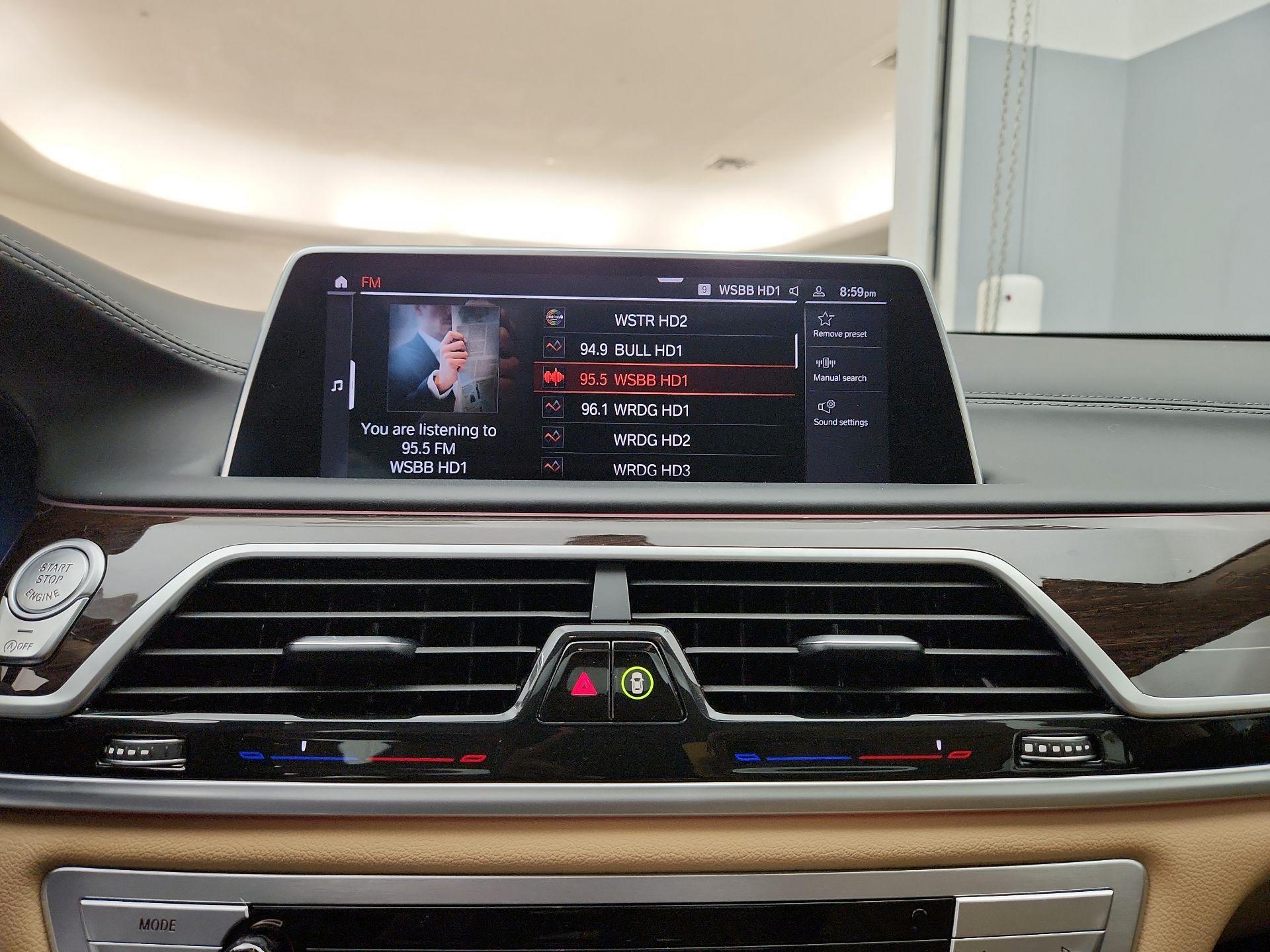 Thumbnail: 2022 BMW 7 Series - 16
