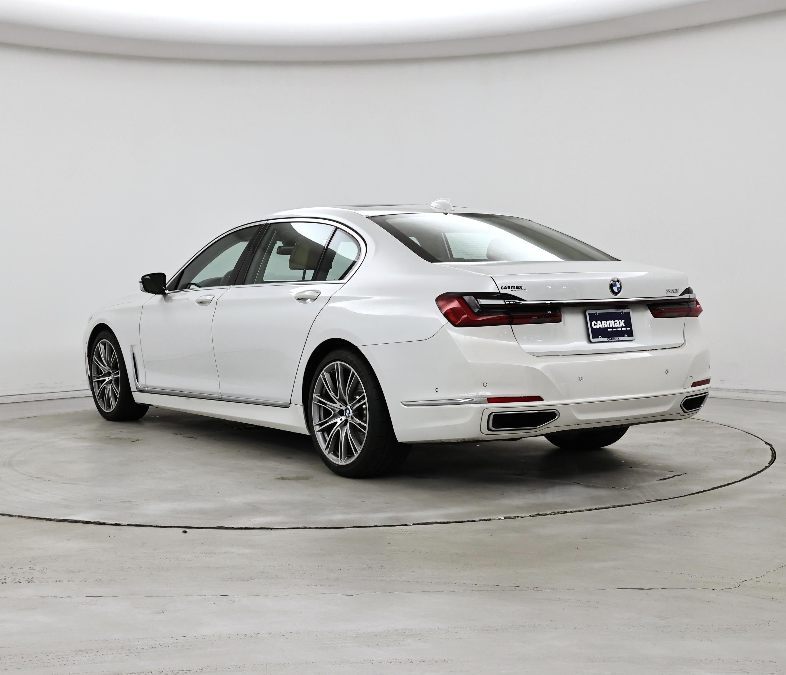 Thumbnail: 2022 BMW 7 Series - 2