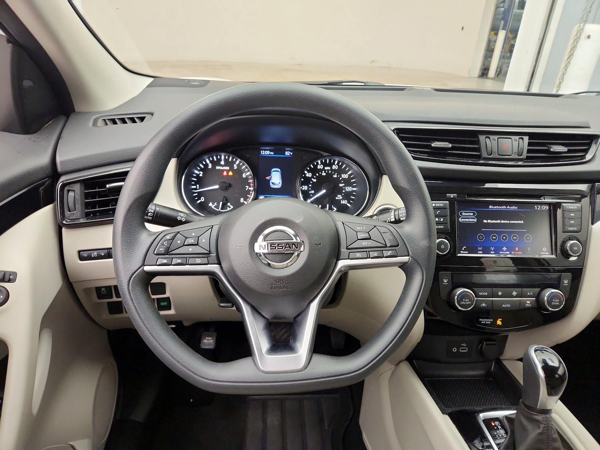 Thumbnail: 2020 Nissan Rogue - 10