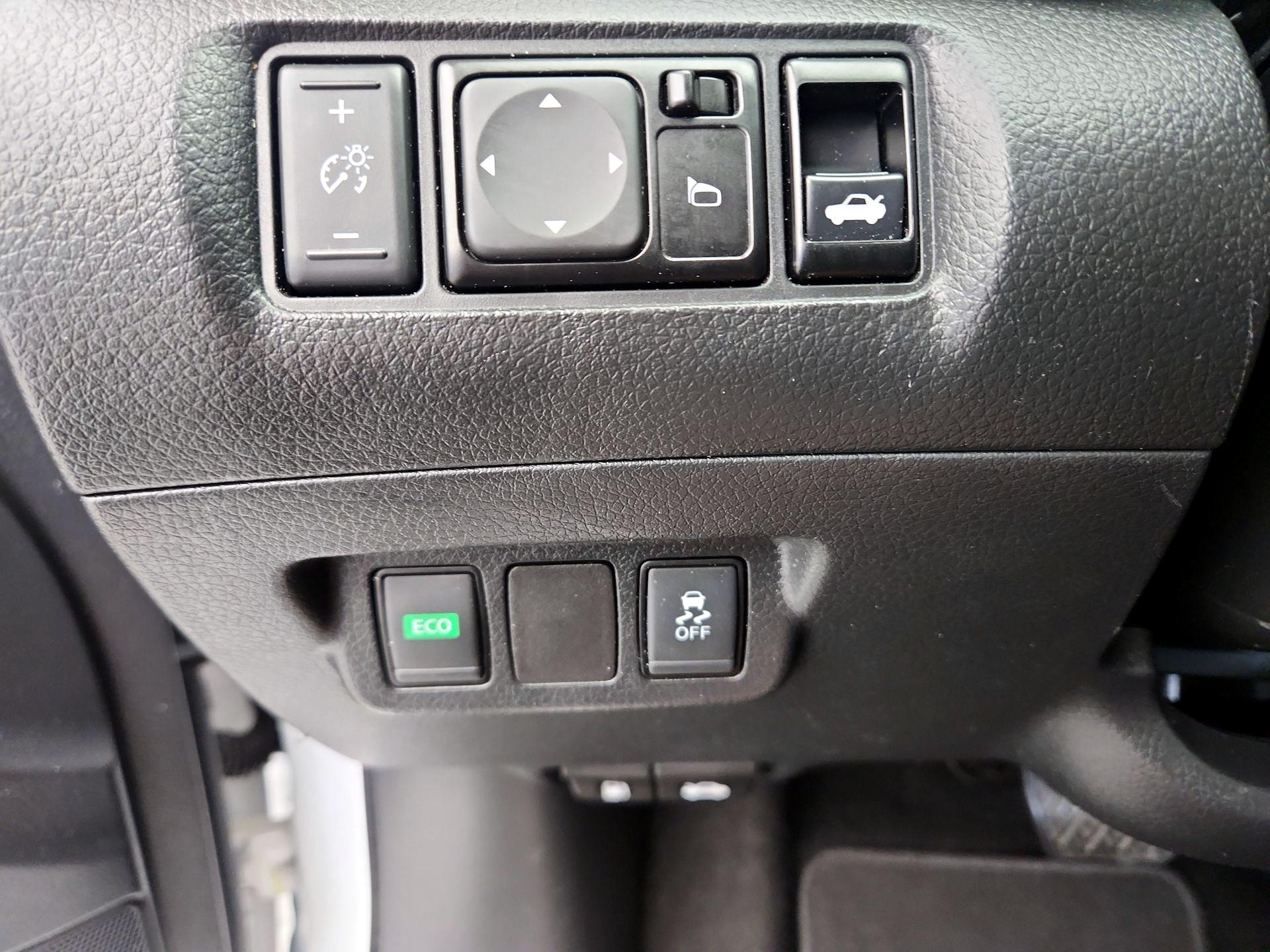 Thumbnail: 2019 Nissan Sentra - 13