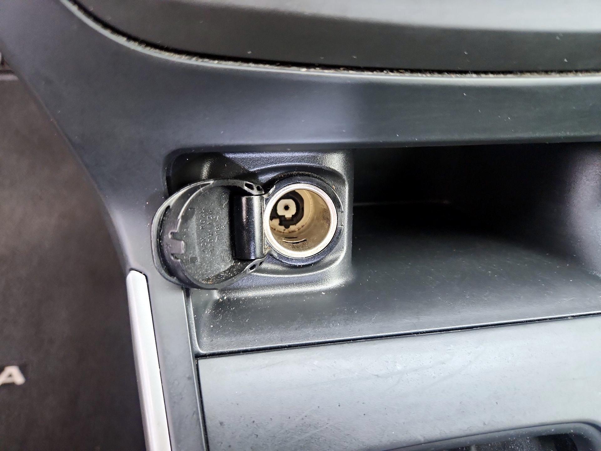 Thumbnail: 2019 Nissan Sentra - 18