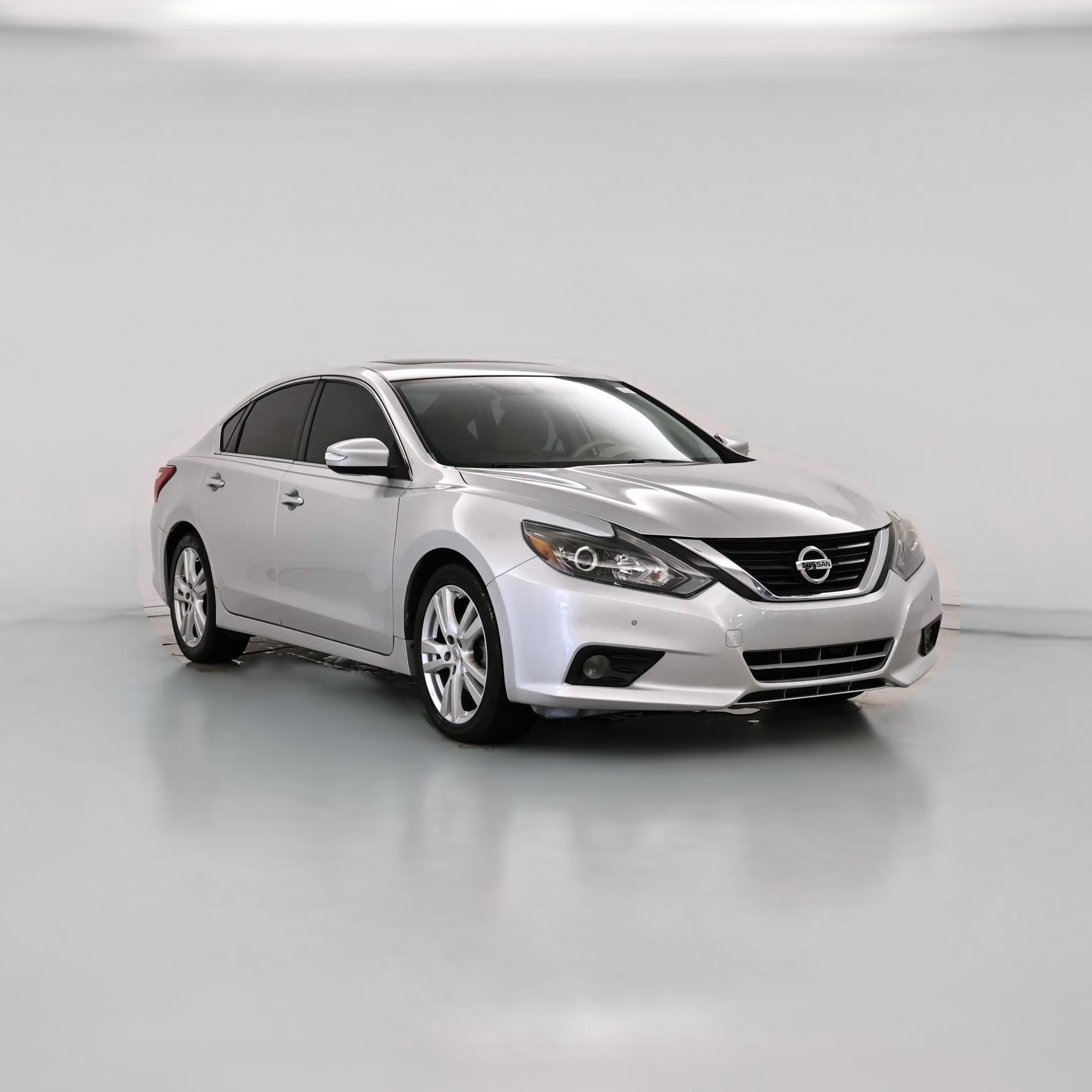 Thumbnail: 2016 Nissan Altima - 1