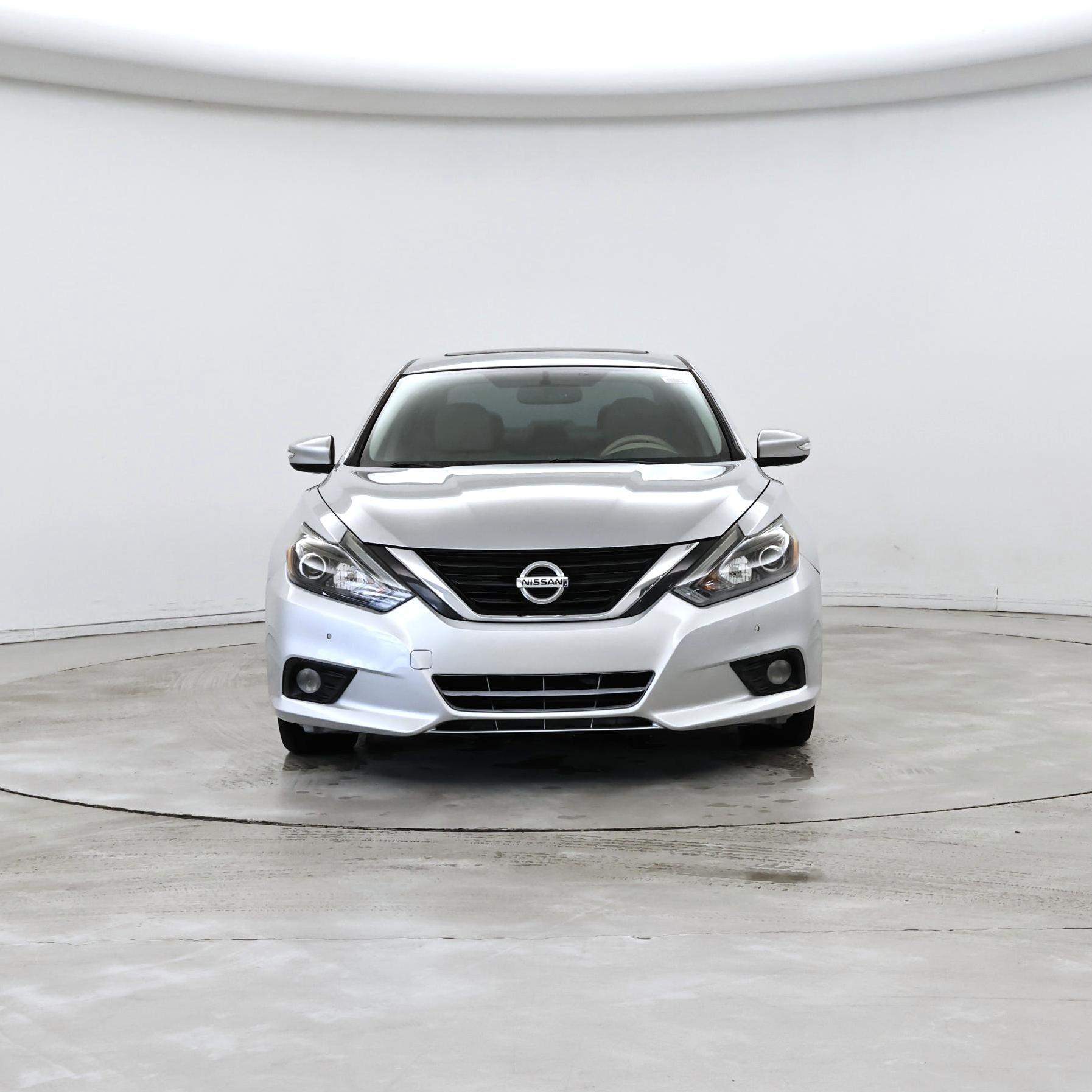 Thumbnail: 2016 Nissan Altima - 5