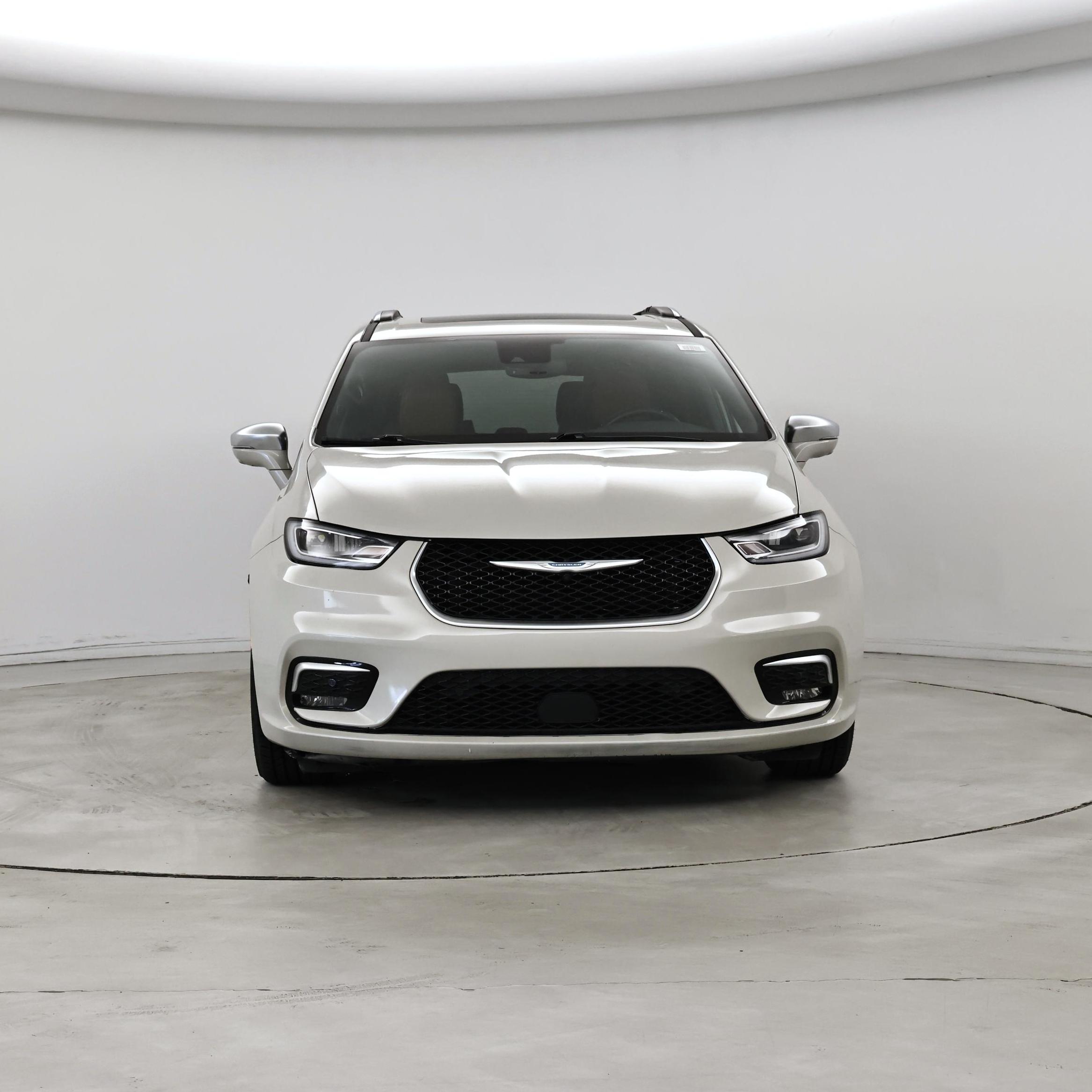 Thumbnail: 2021 Chrysler Pacifica - 5