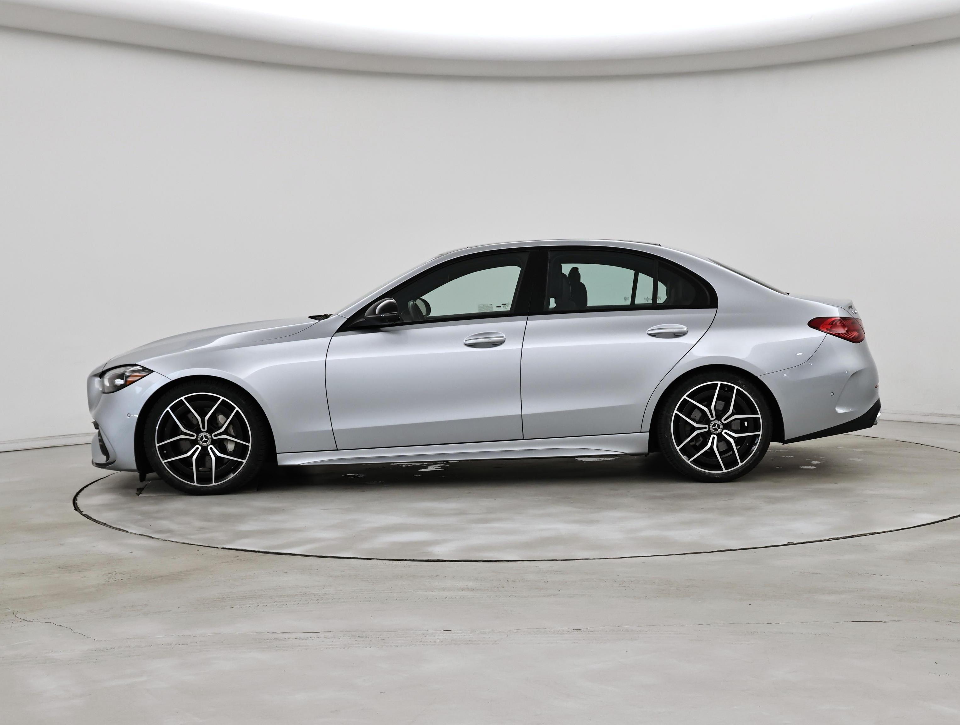 Thumbnail: 2022 Mercedes-Benz C-Class - 3