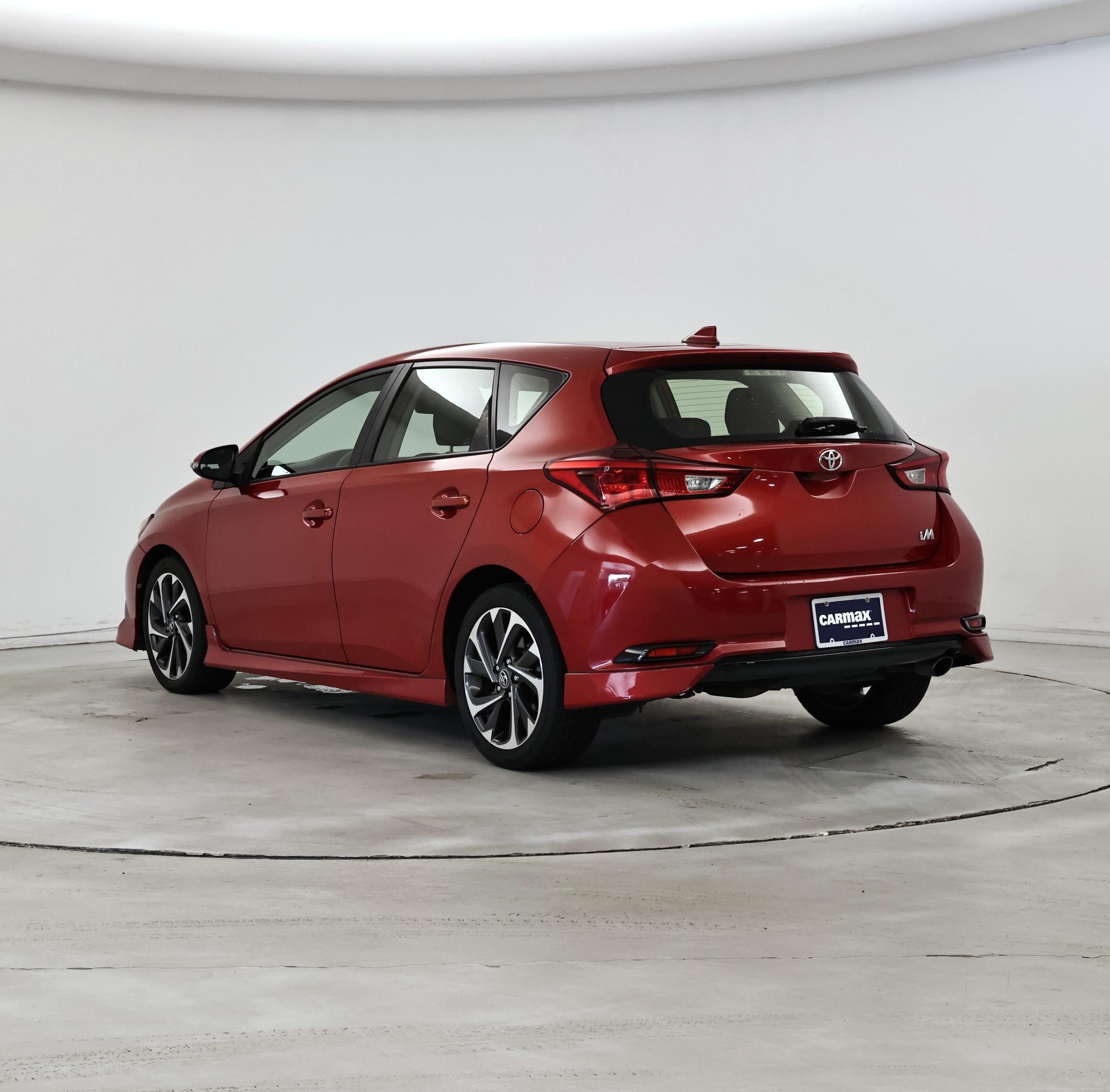 Thumbnail: 2017 Toyota Corolla iM - 2