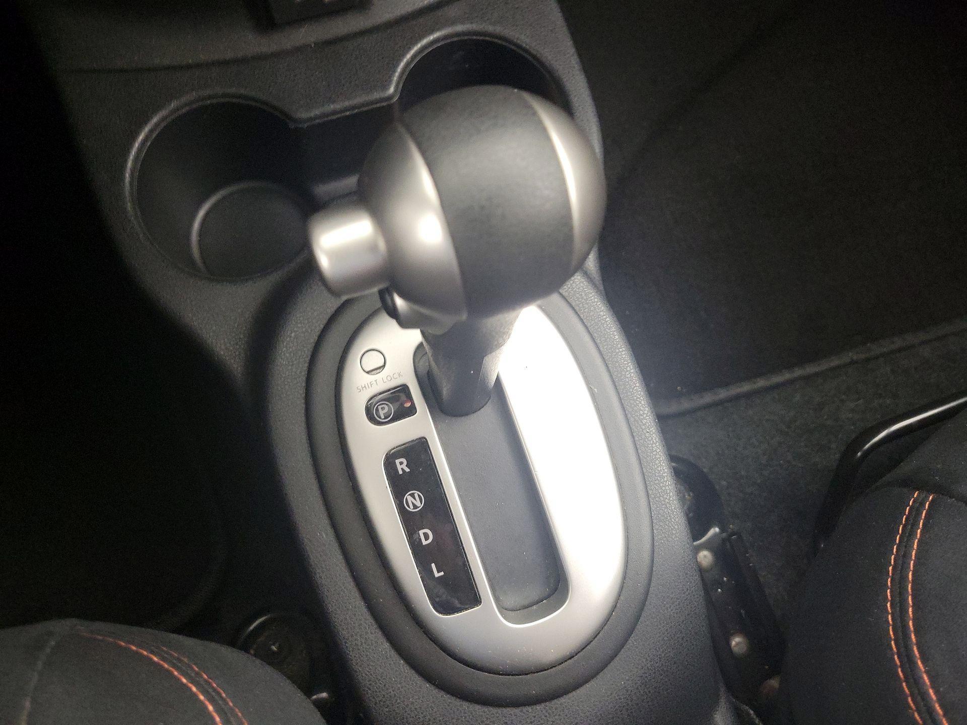 Thumbnail: 2018 Nissan Versa Note - 17