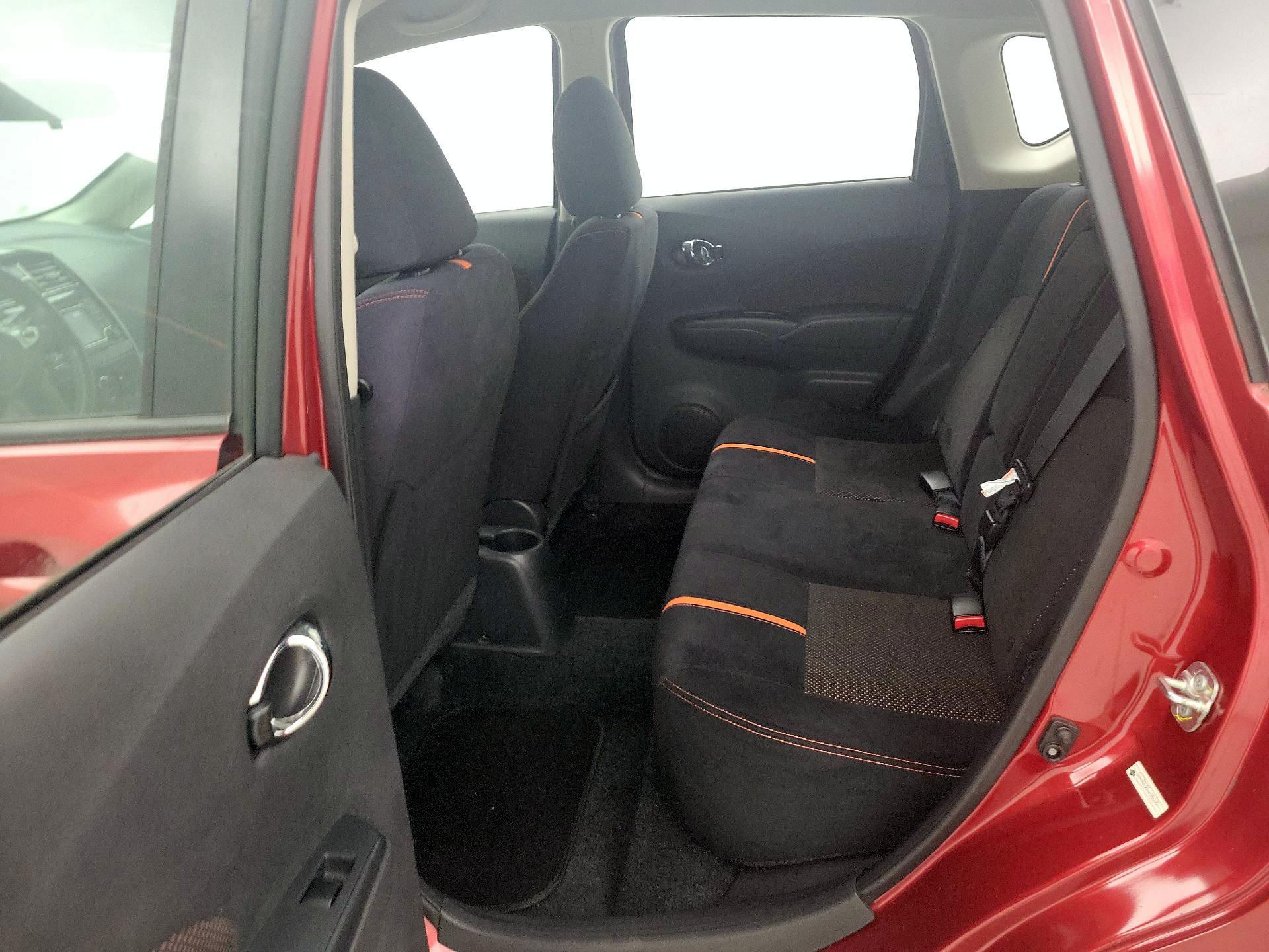 Thumbnail: 2018 Nissan Versa Note - 19