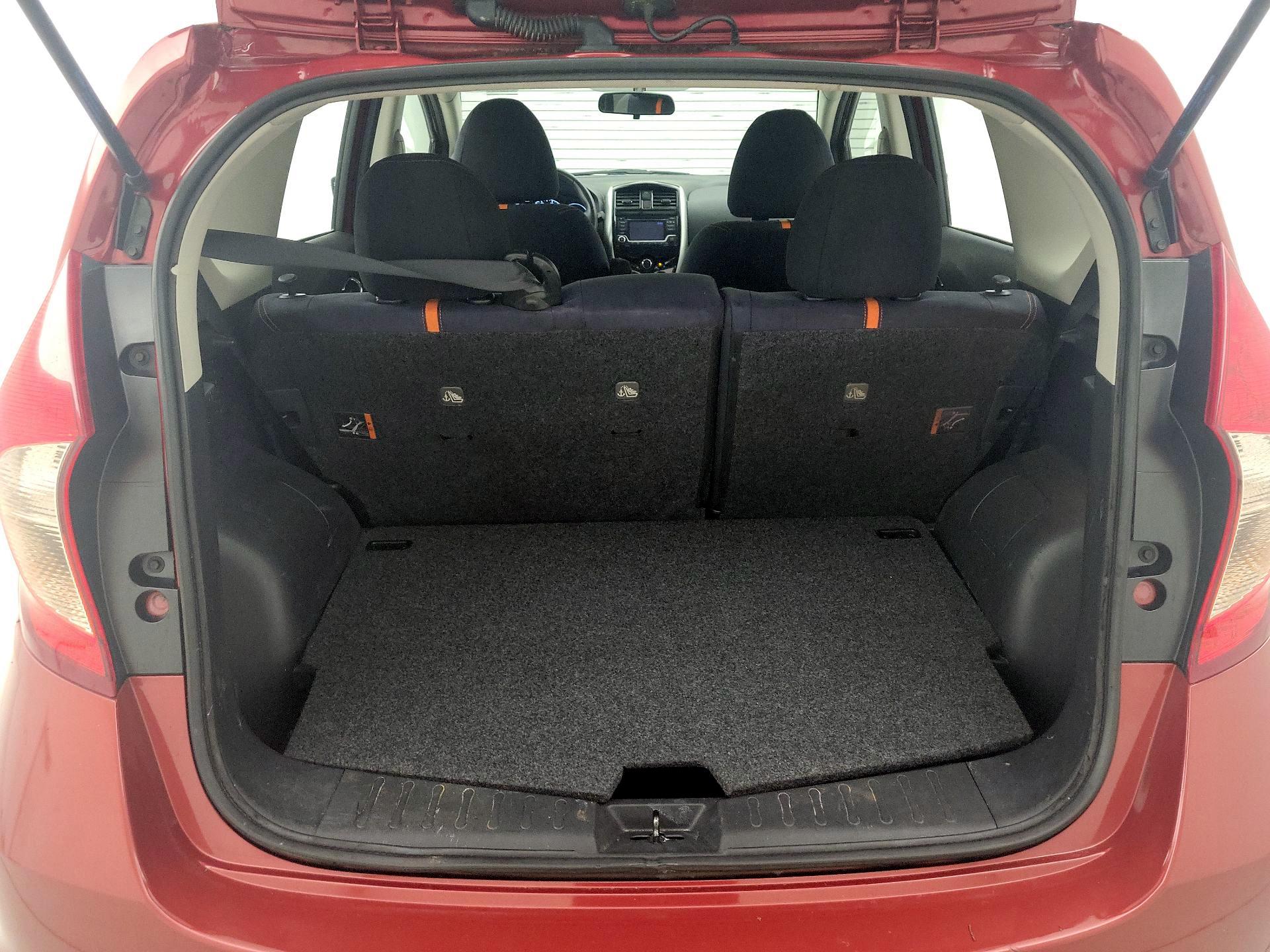 Thumbnail: 2018 Nissan Versa Note - 20
