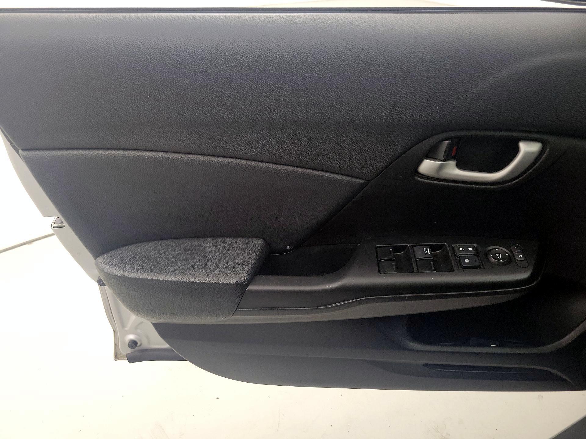 Thumbnail: 2015 Honda Civic - 12